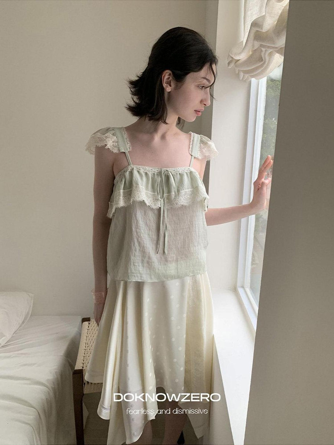 DKZ OFFICIAL Green Ruffle Sleeve Lace Splice Women&
