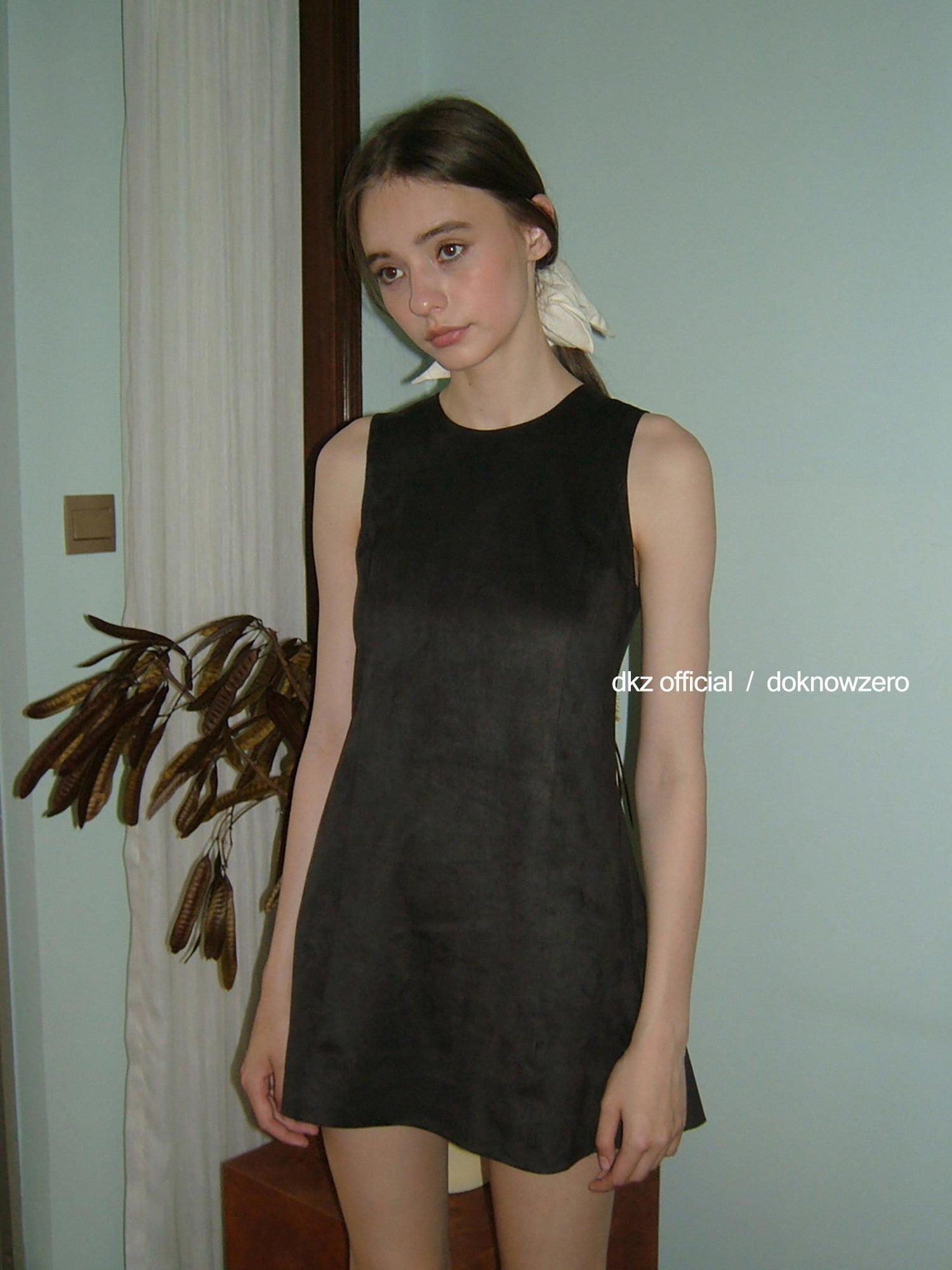 DKZ OFFICIAL Grey Aline Cinched Waist Sleeveless Velvet Women&