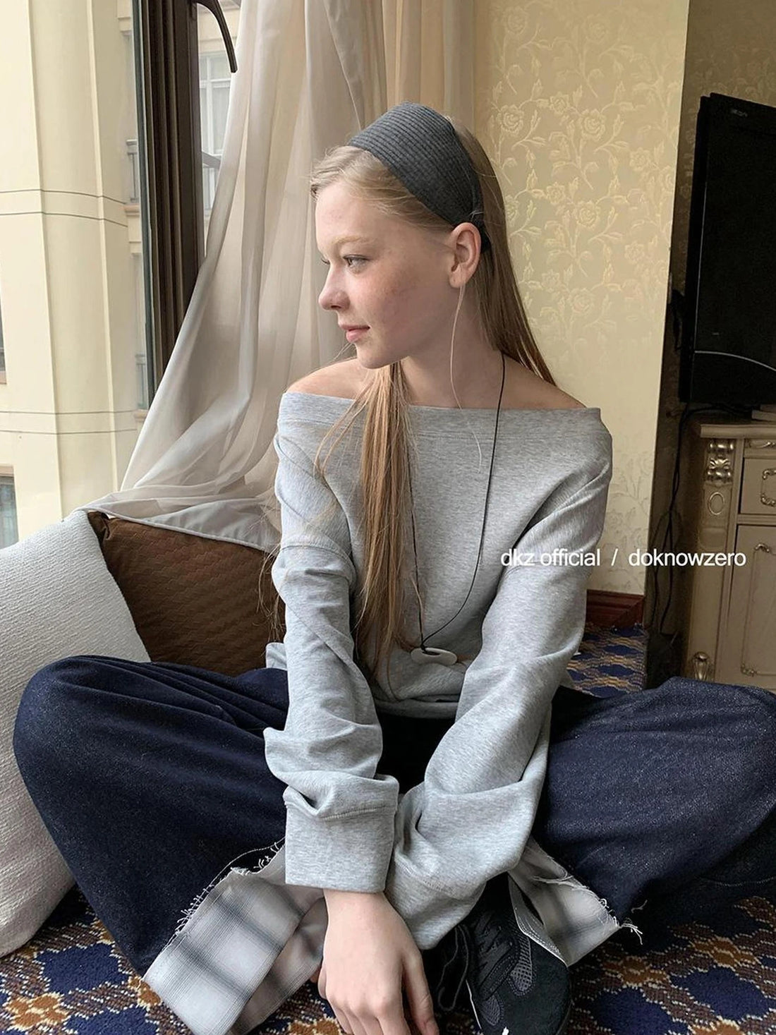 DKZ OFFICIAL Grey Off Shoulder Sweatshirt For Women Basic Fall Casual Top