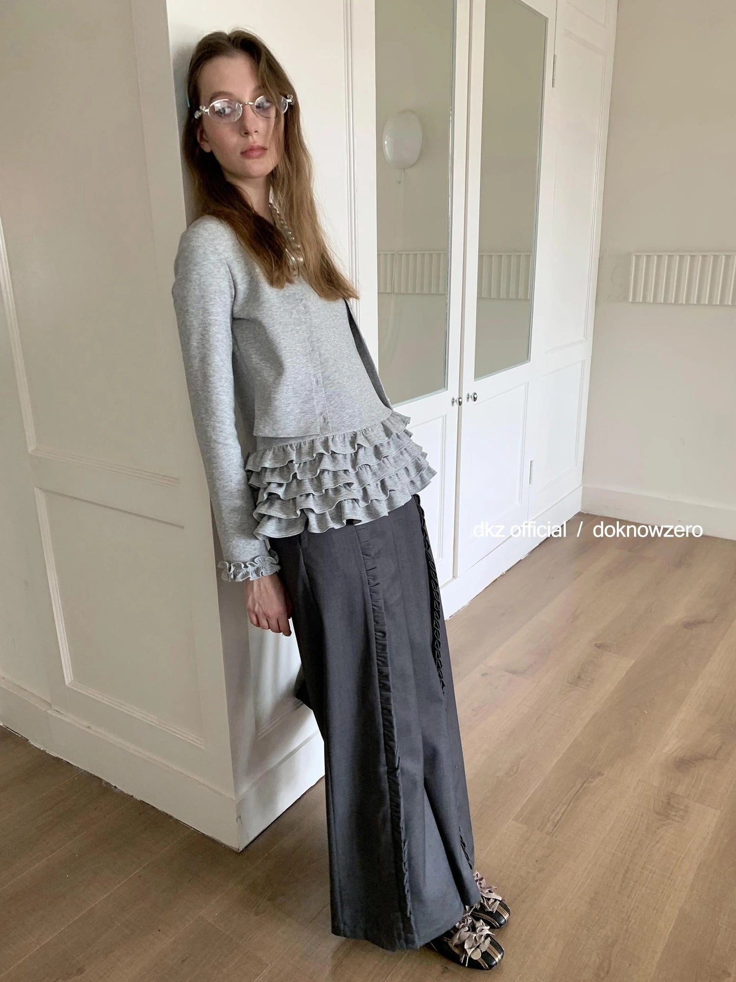 DKZ OFFICIAL Grey Peplum Hem Knit Cardigan Top For Women