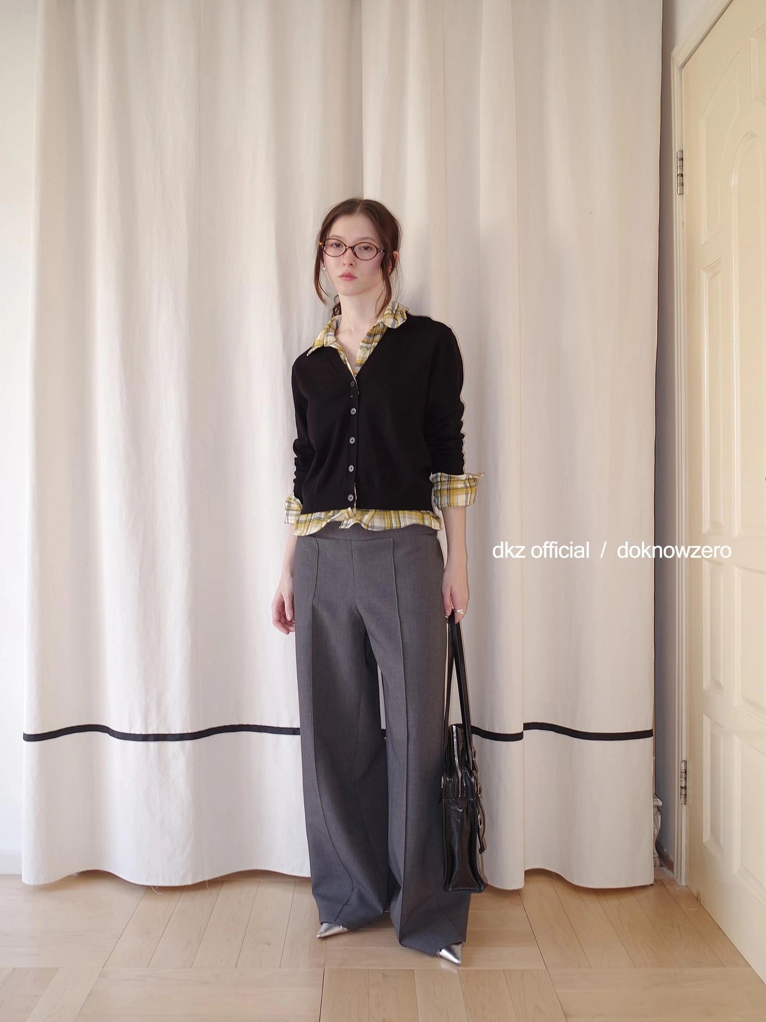DKZ OFFICIAL Grey Wide Leg Checkered Cuff Trousers For Women