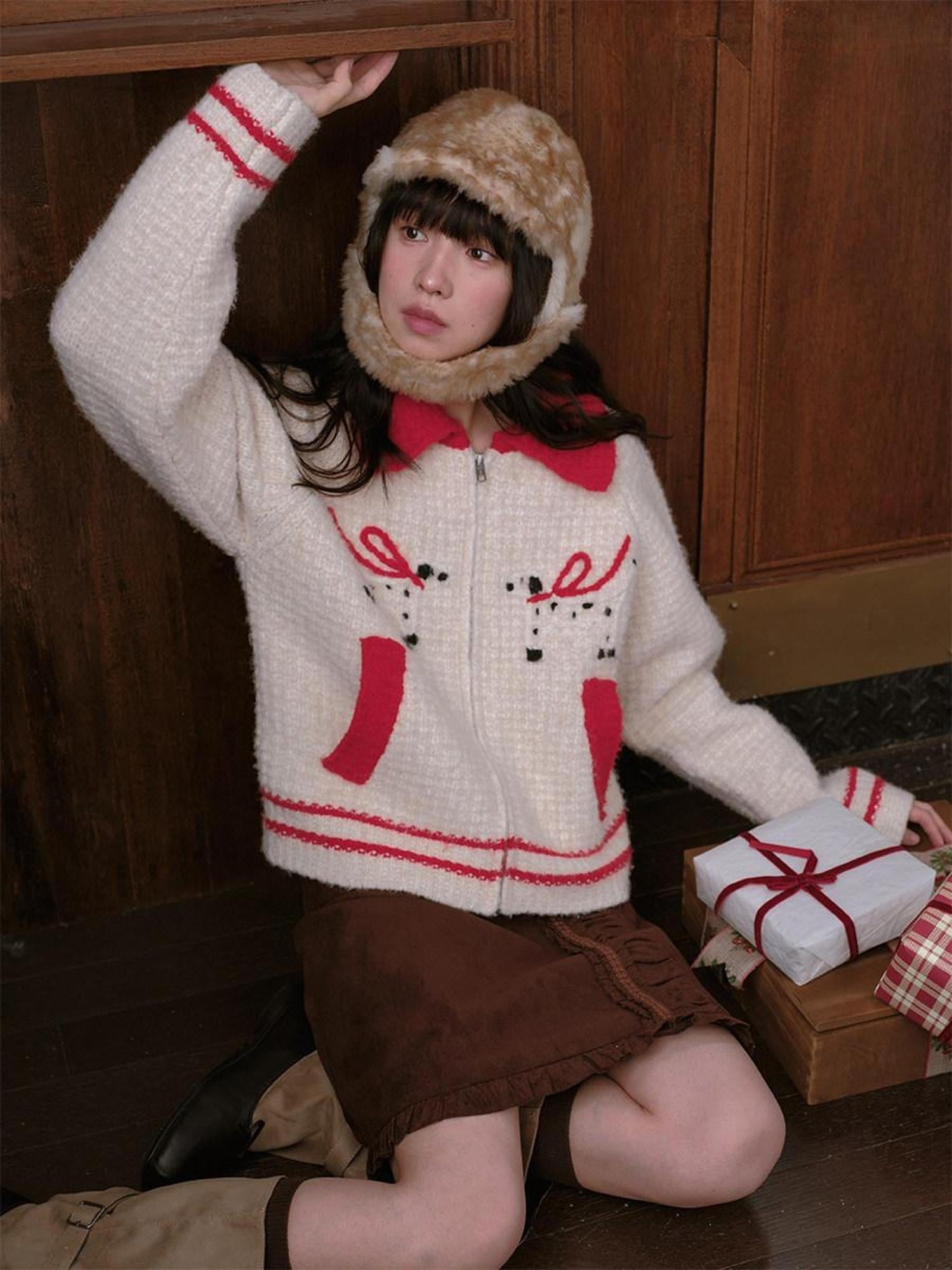 DKZ OFFICIAL Hand Embroidered Dachshund Contrast Lapel Zip Knit Women&