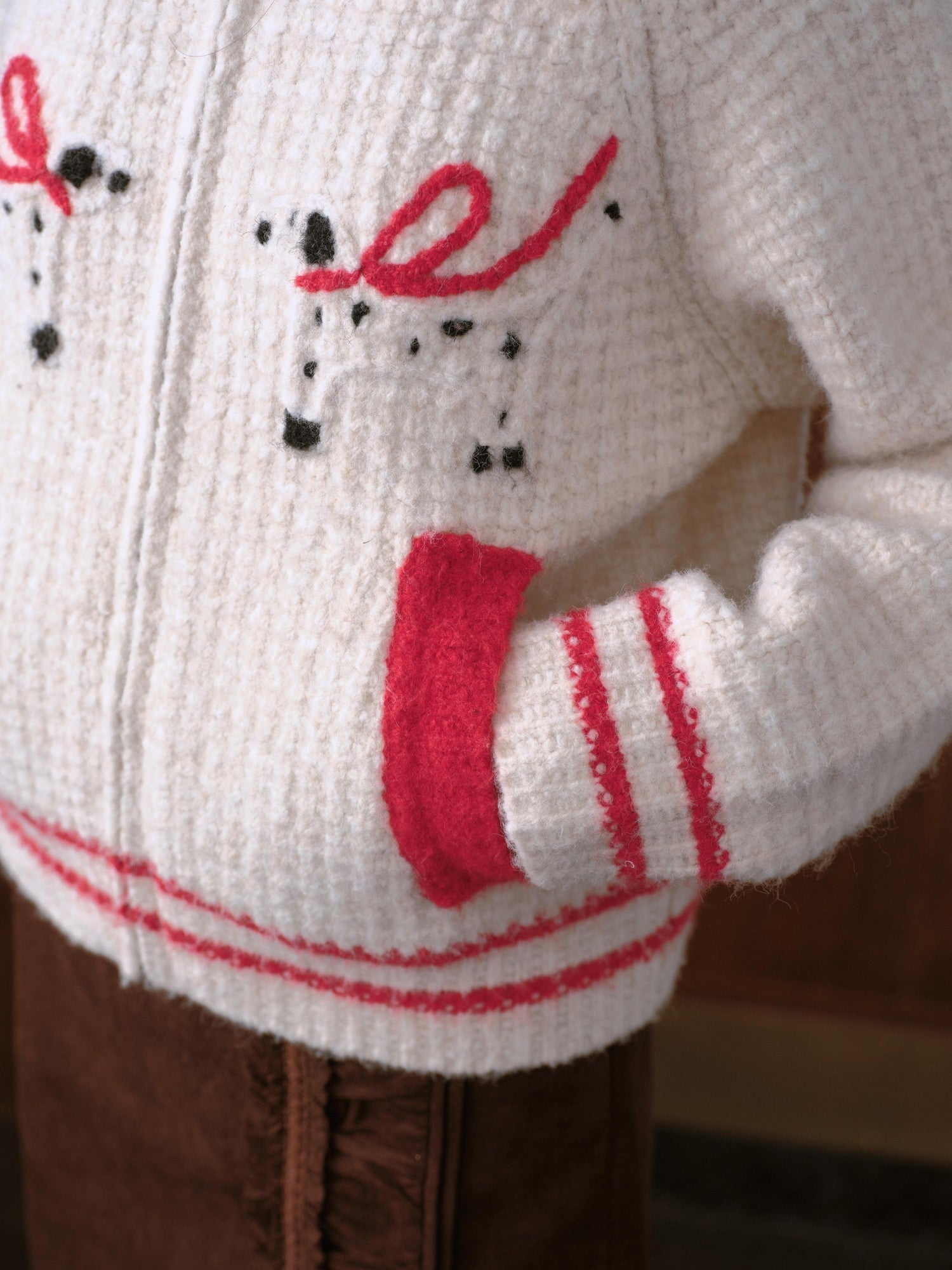 DKZ OFFICIAL Hand Embroidered Dachshund Contrast Lapel Zip Knit Women&