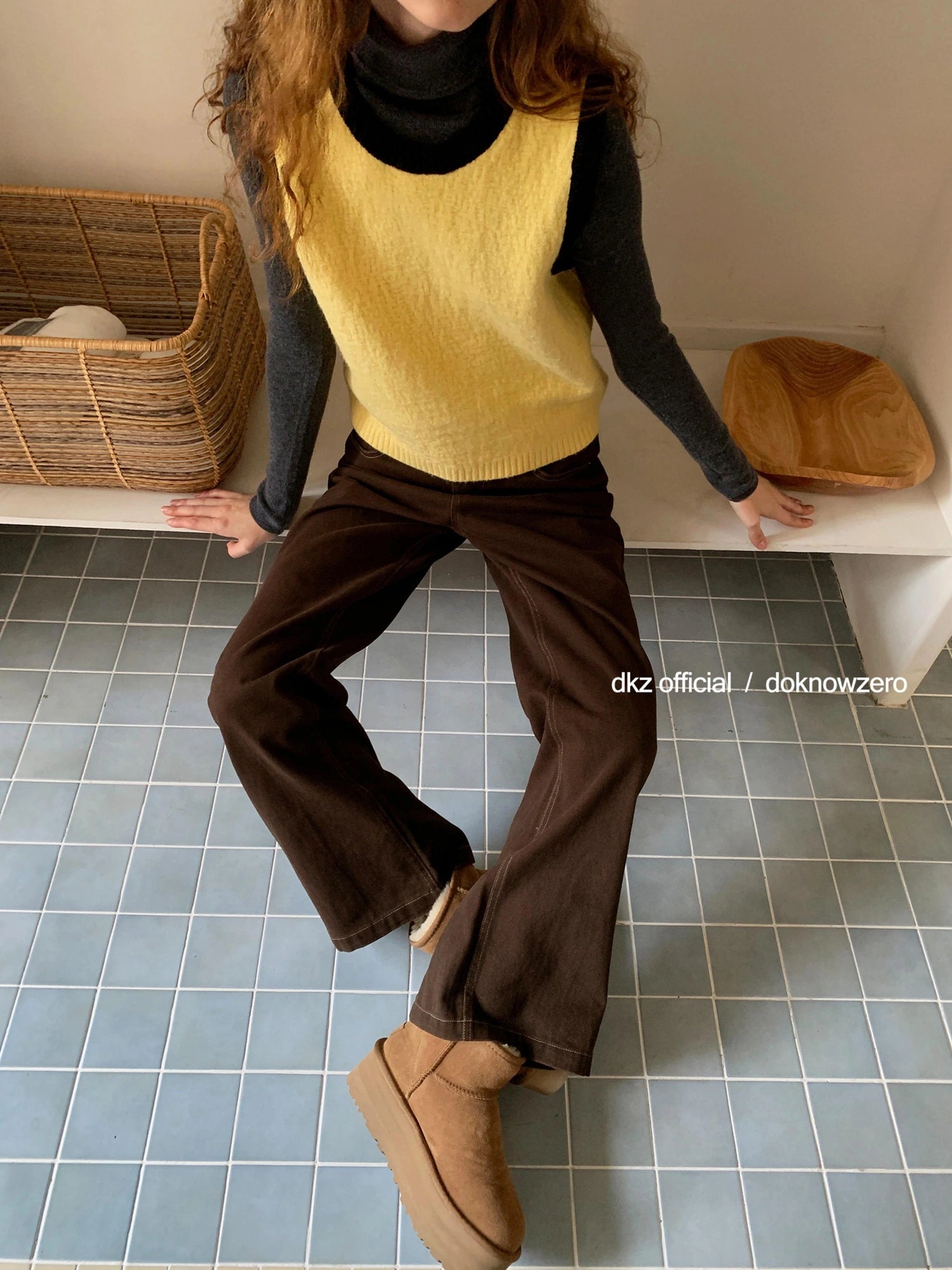 DKZ OFFICIAL High Neck Ribbed Knit Slim Fit Turtleneck Top