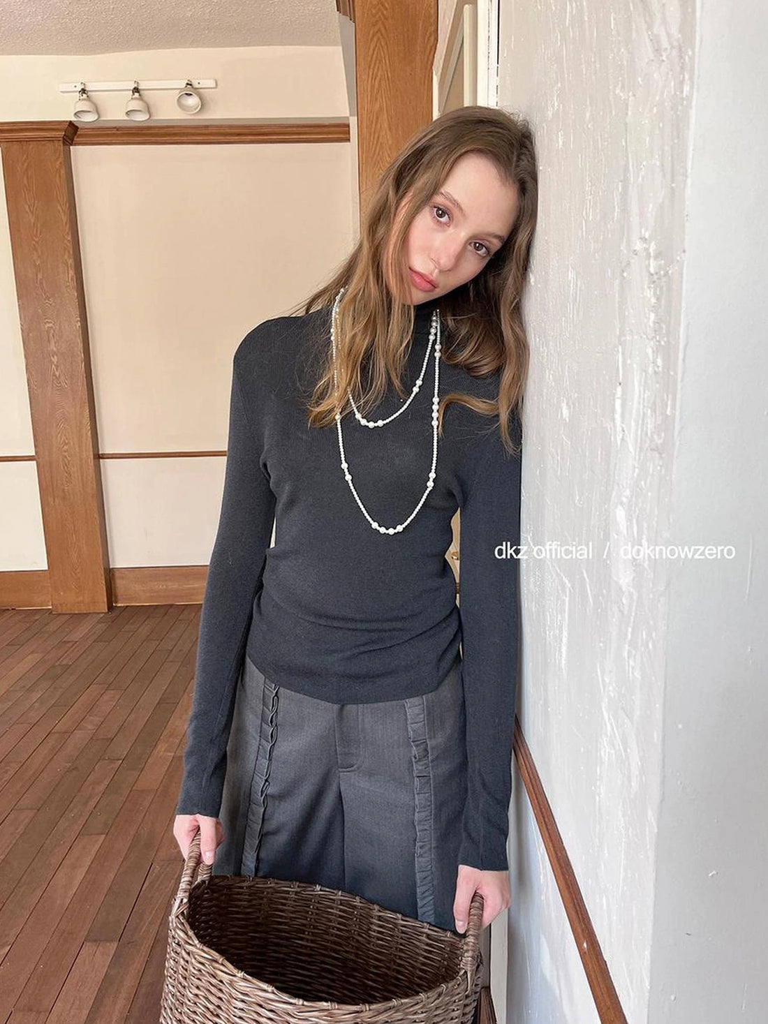 DKZ OFFICIAL High Neck Slim Fit Knit Top For Women