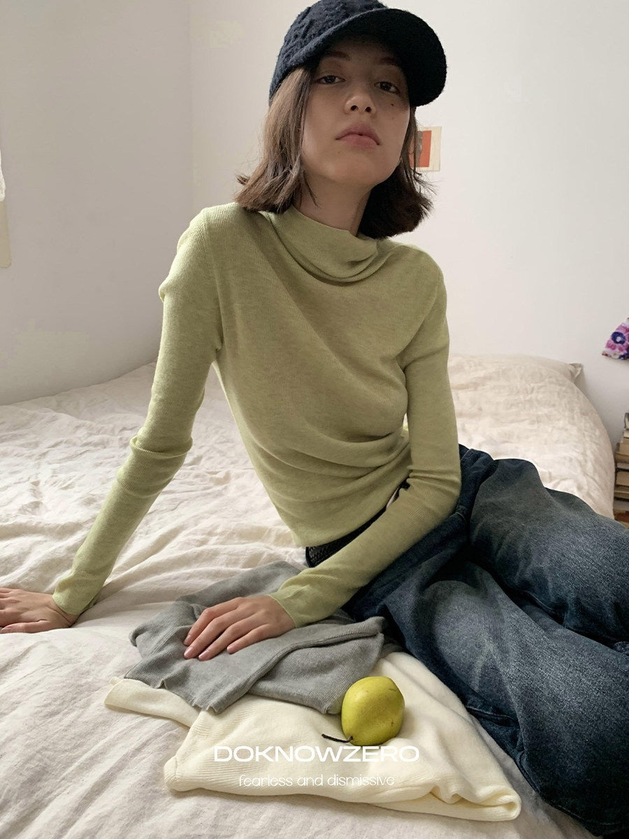 DKZ_OFFICIAL_High_Neck_Slim_Fit_Knit_Women&