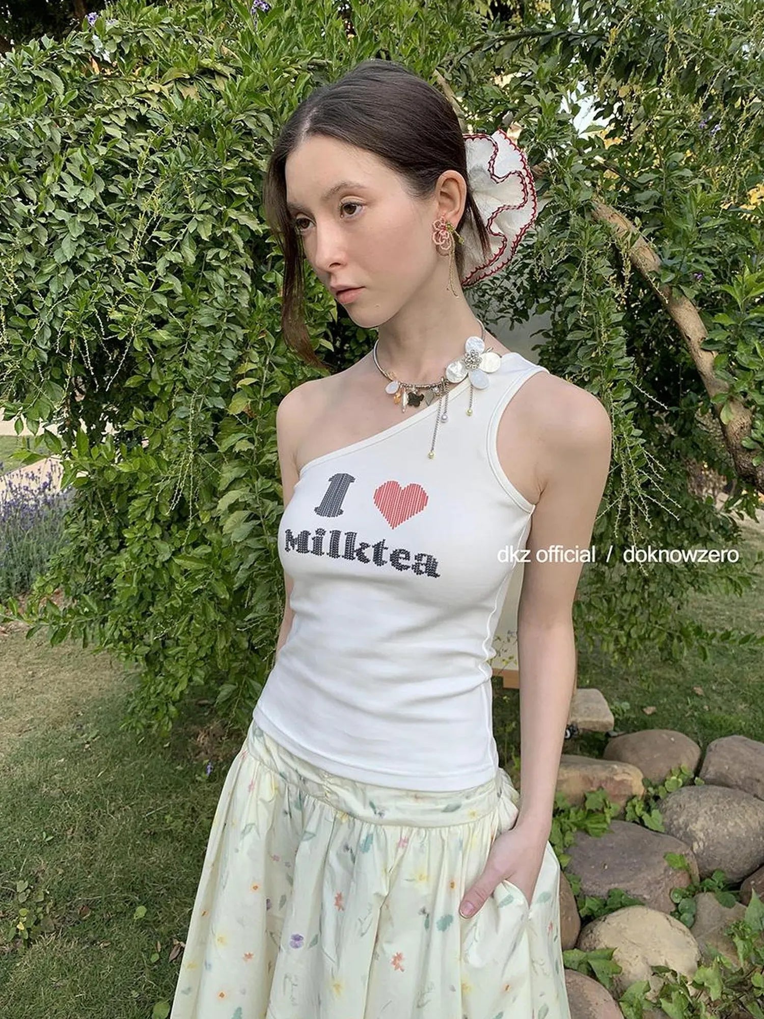 DKZ OFFICIAL I Love Milktea Sleeveless Top