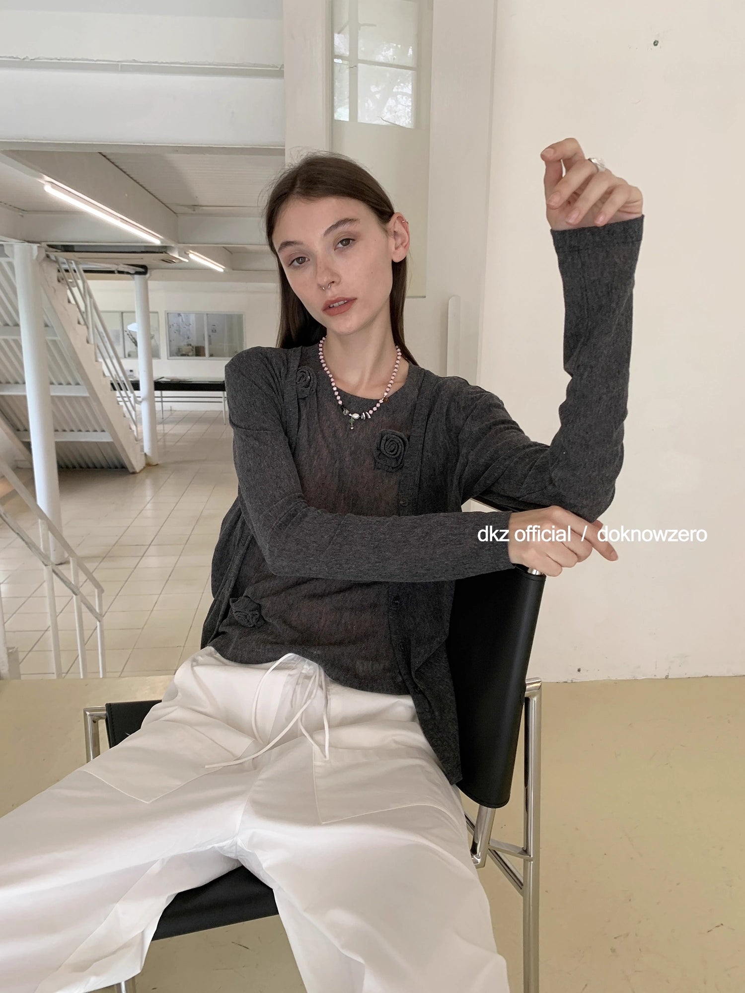 DKZ_OFFICIAL_Ice_Silk_Embroidered_Short_Sleeve_T-shirt_And_Cardigan_Two_Piece_Set_MISSTT