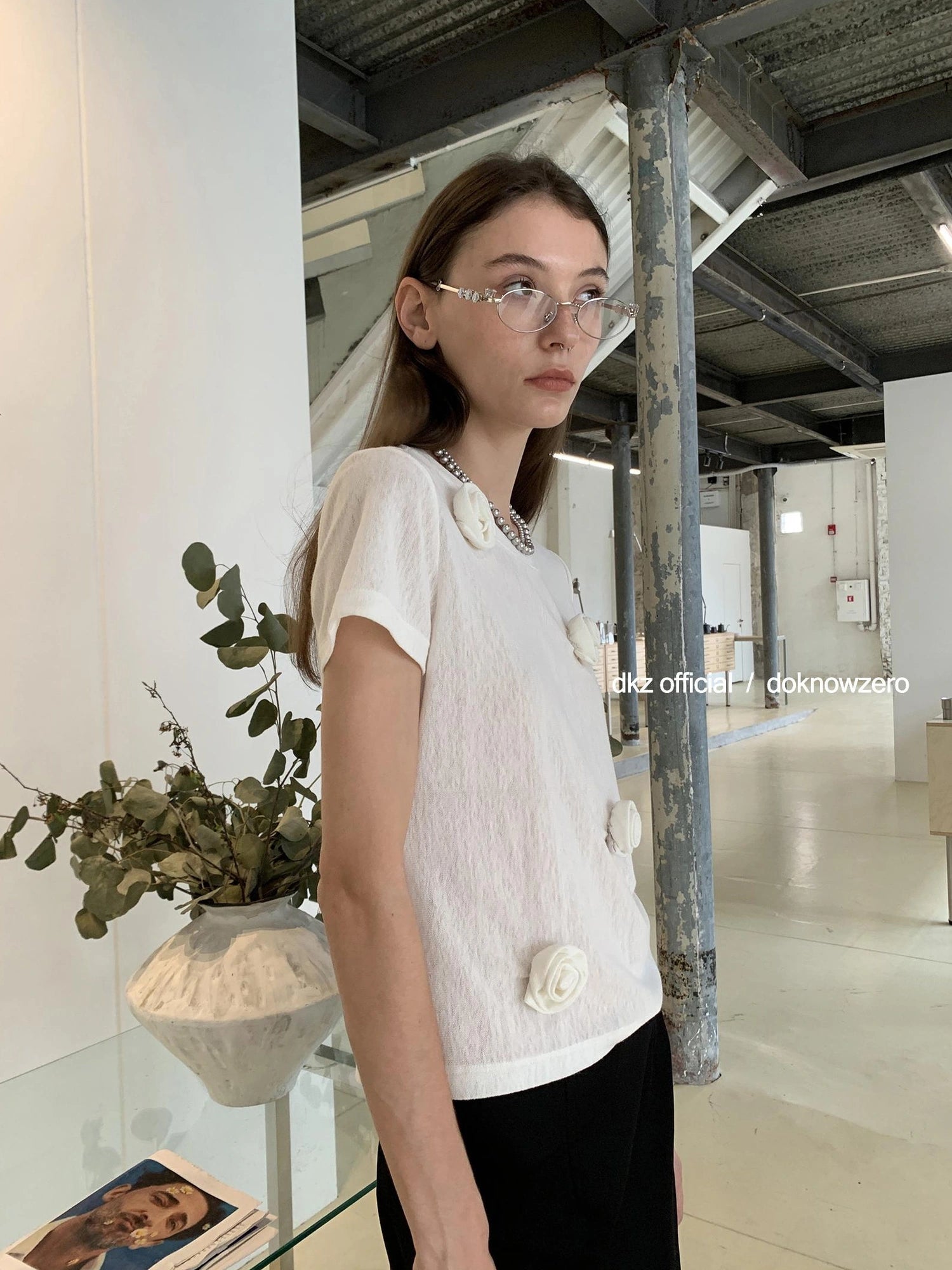 DKZ OFFICIAL Ice Silk Embroidered Short Sleeve T-shirt And Cardigan Two Piece Set