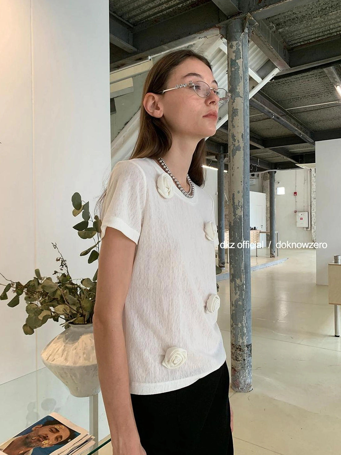 DKZ OFFICIAL Ice Silk Embroidered Short Sleeve T-shirt And Cardigan Two Piece Set