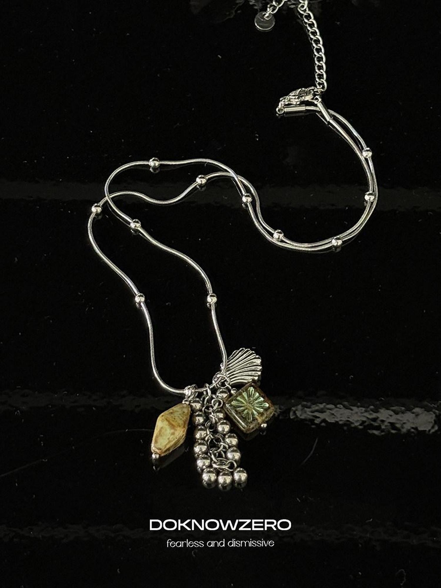 DKZ OFFICIAL Icy Layered Bamboo Link Stone Chip Women&