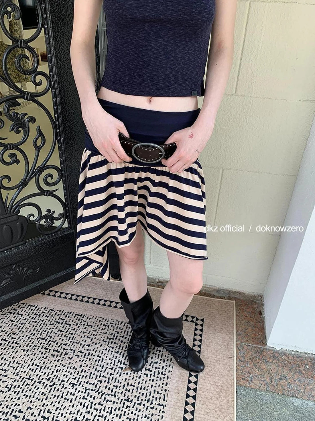 DKZ OFFICIAL Irregular Stripe Layering Skirt With Asymmetric Hem