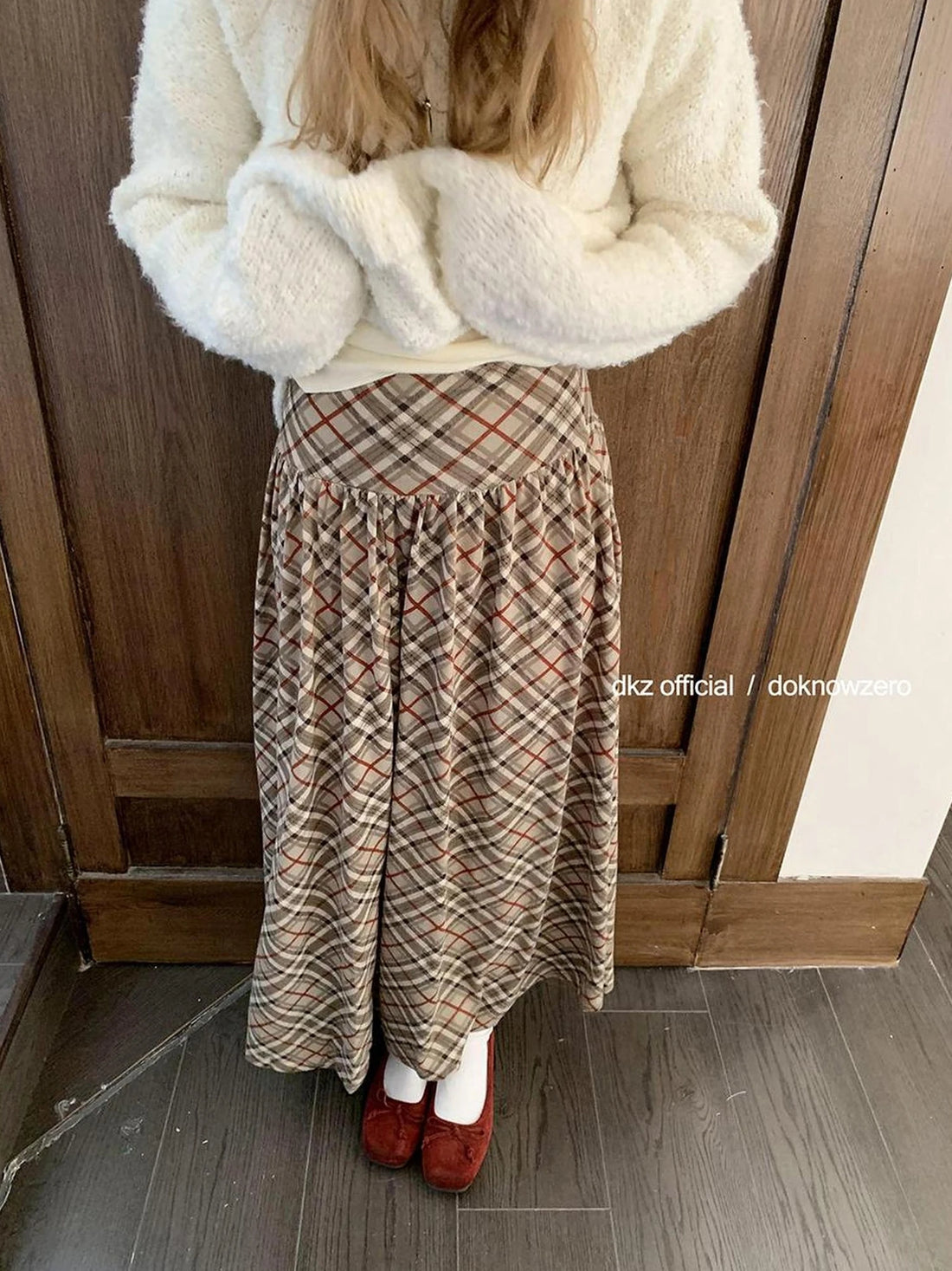 DKZ OFFICIAL Khaki Plaid Midi Skirt With Drop Waist