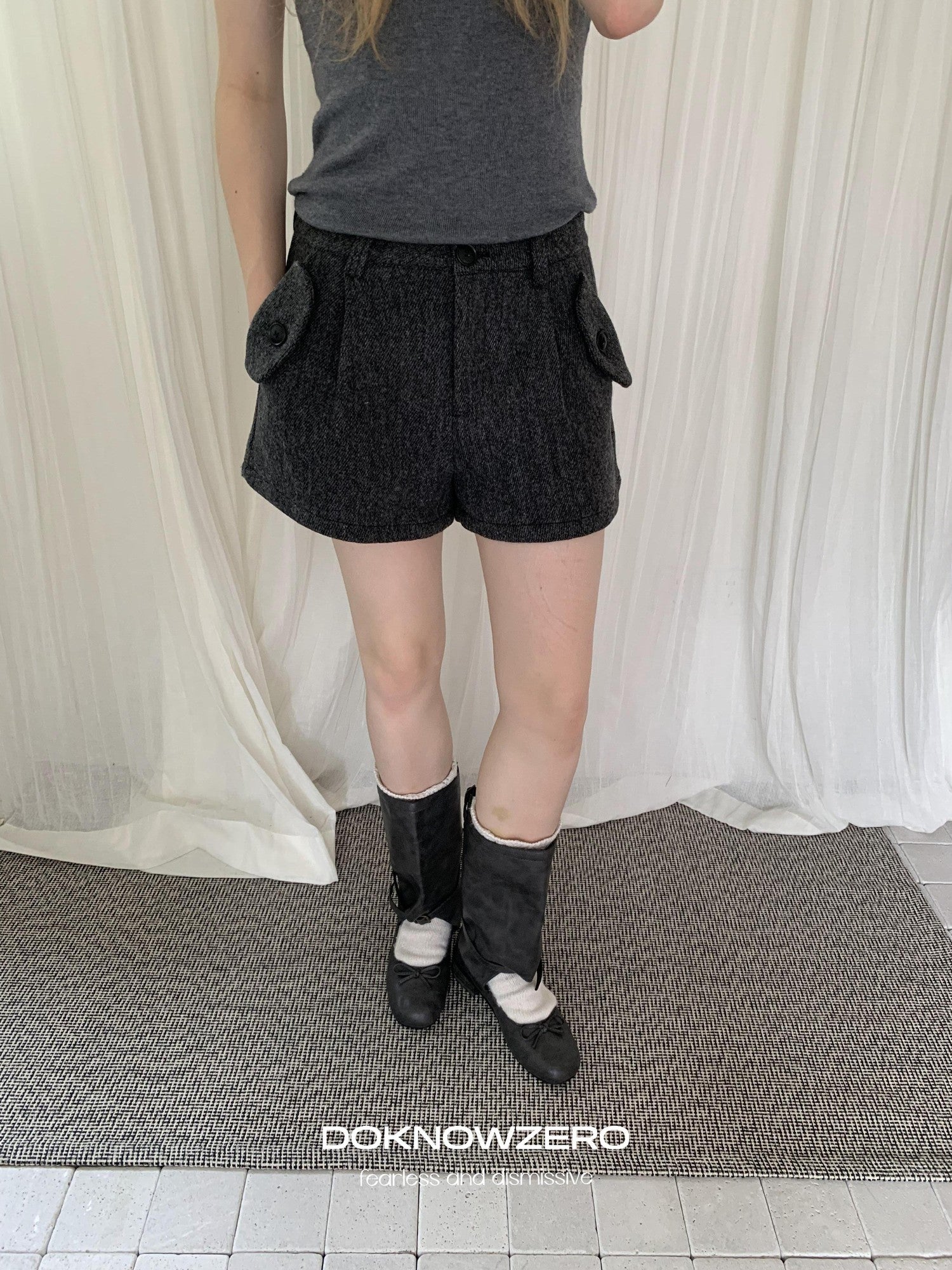 DKZ OFFICIAL Khaki Pleated Layered Vintage Straight Women&