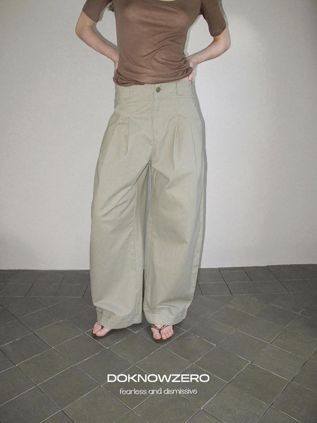 DKZ OFFICIAL Khaki Pleated Relaxed Korean Commuter Women&