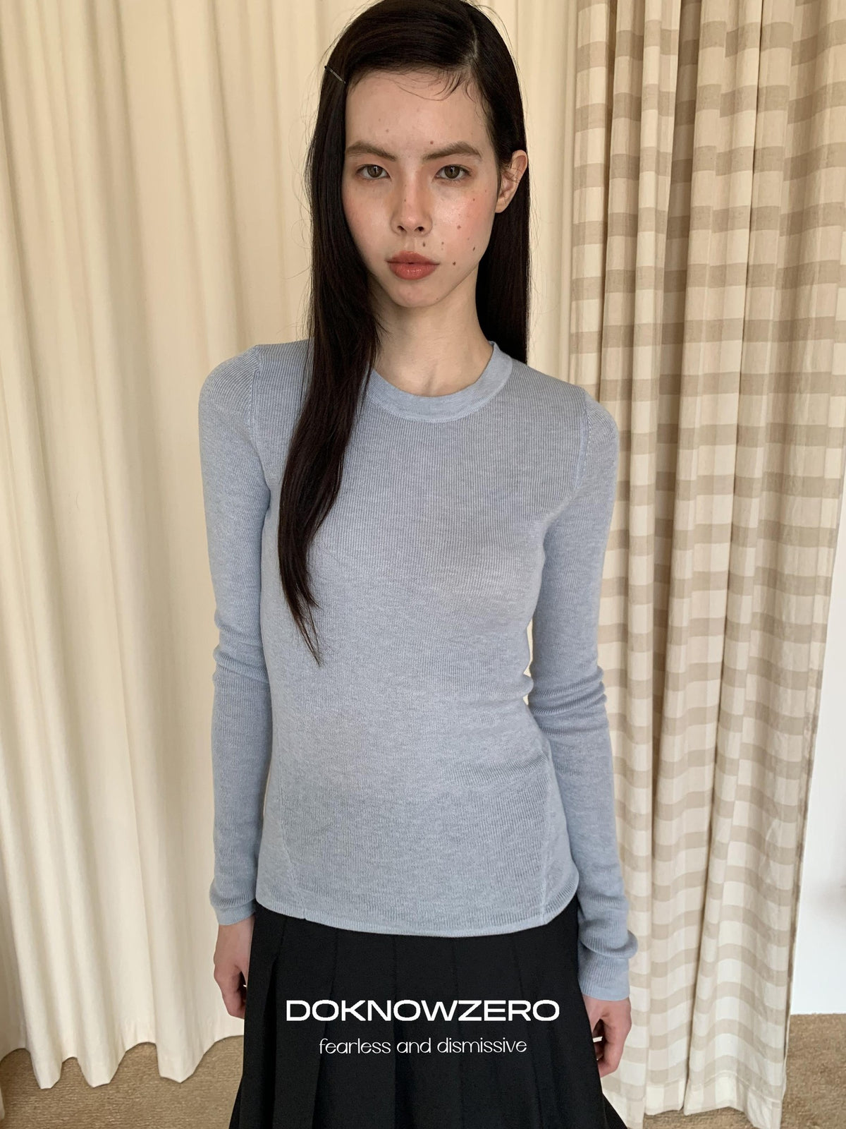 DKZ OFFICIAL Knitted Round Neck Slim Fit Solid Women&