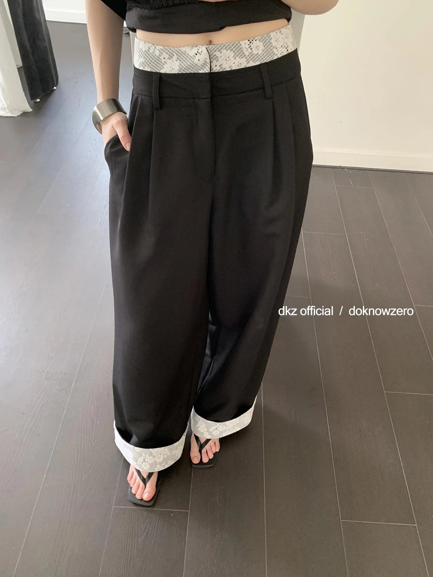 DKZ OFFICIAL Lace Panel Wide Leg Pants With Cuffed Hem