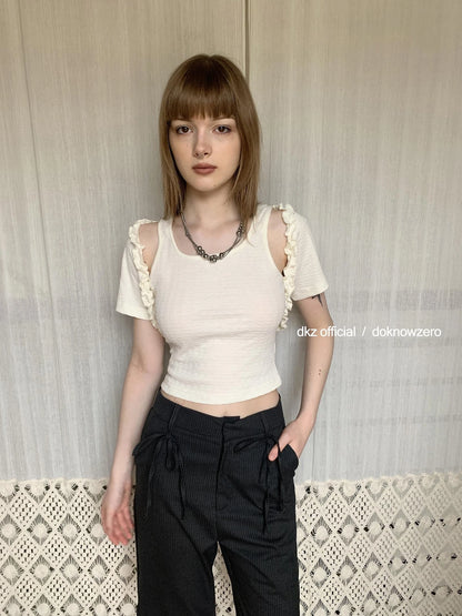 DKZ OFFICIAL Lace Trimmed Knit Camisole With Cropped Cardigan Set