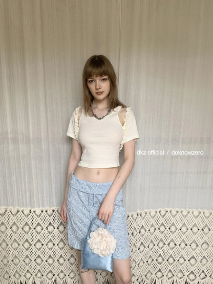 DKZ OFFICIAL Lace Trimmed Knit Camisole With Cropped Cardigan Set