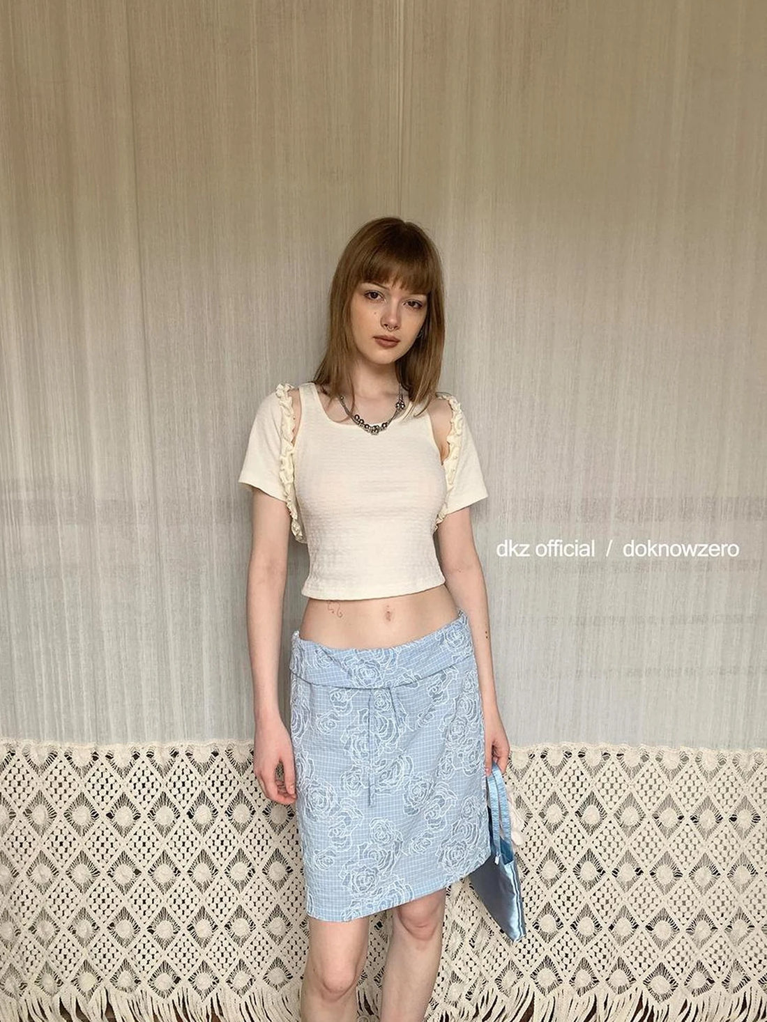 DKZ OFFICIAL Lace Trimmed Knit Camisole With Cropped Cardigan Set