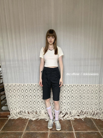 DKZ OFFICIAL Lace Trimmed Knit Camisole With Cropped Cardigan Set