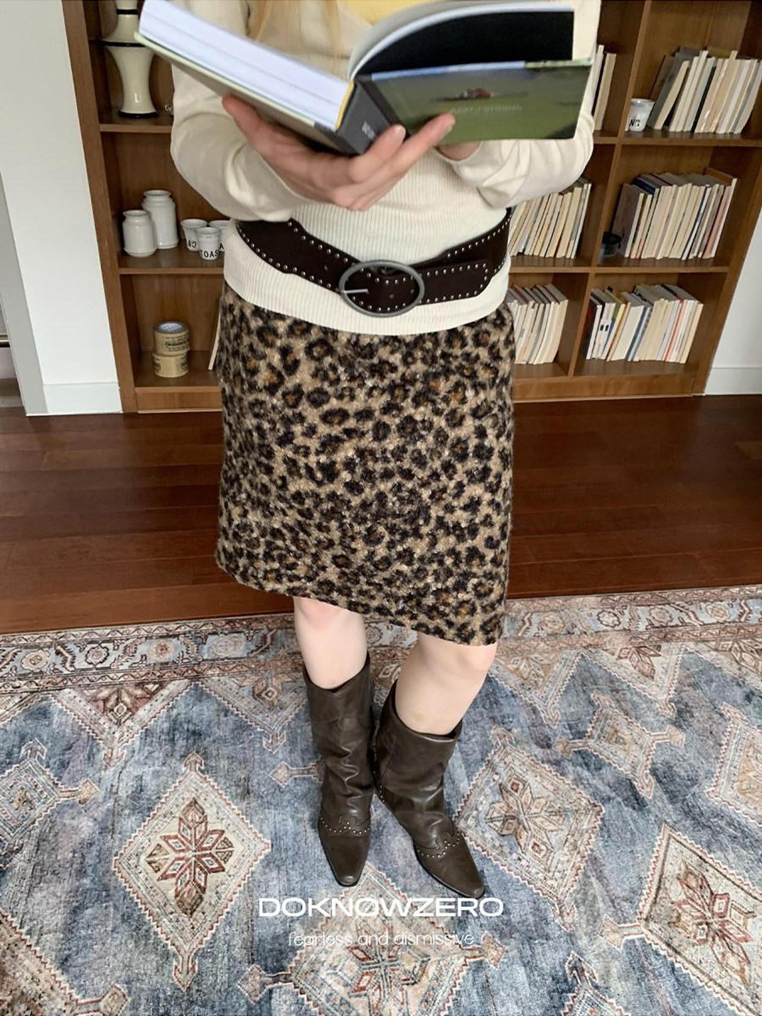 DKZ OFFICIAL Leopard Print Fuzzy Retro Straight Mid Waist Women&