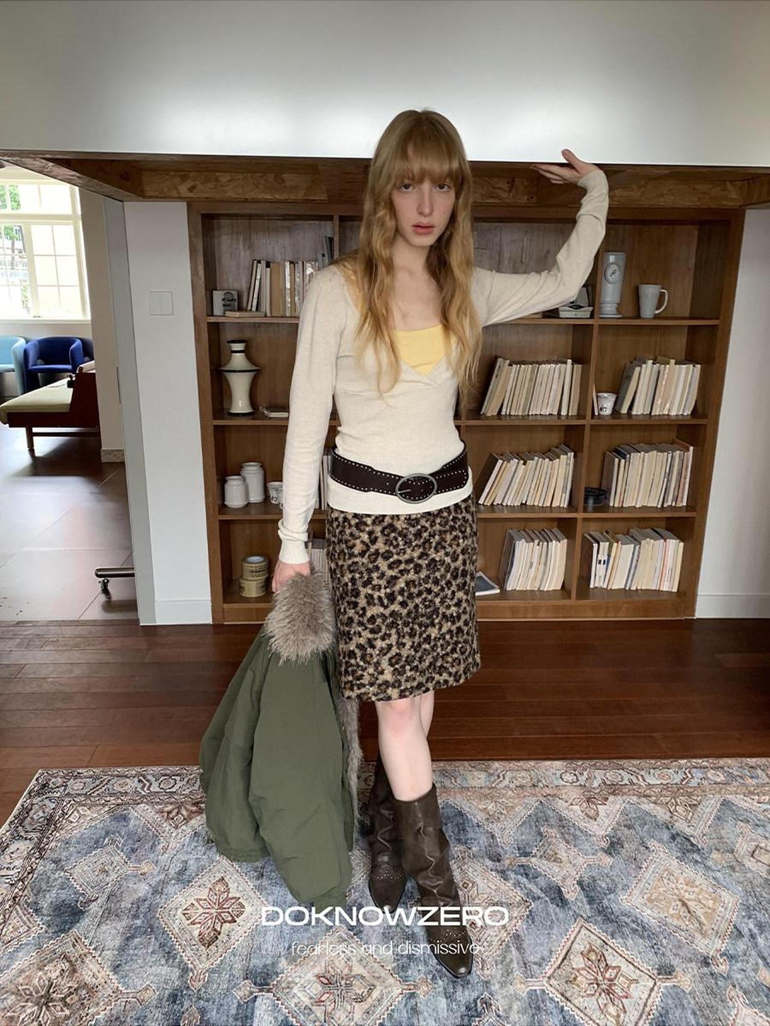 DKZ OFFICIAL Leopard Print Fuzzy Retro Straight Mid Waist Women&