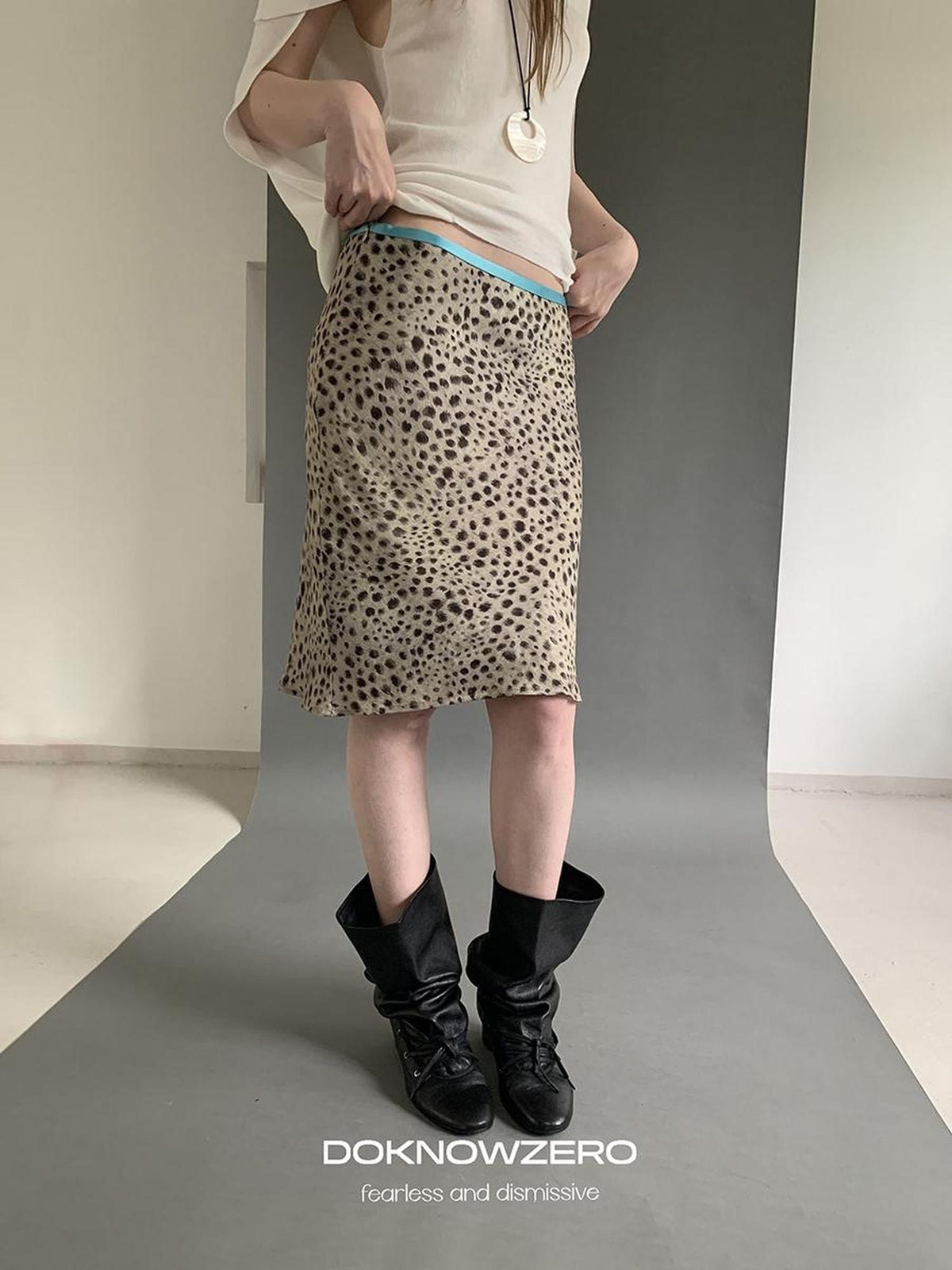 DKZ OFFICIAL Leopard Print Retro Colorblock H Line Printed Women&