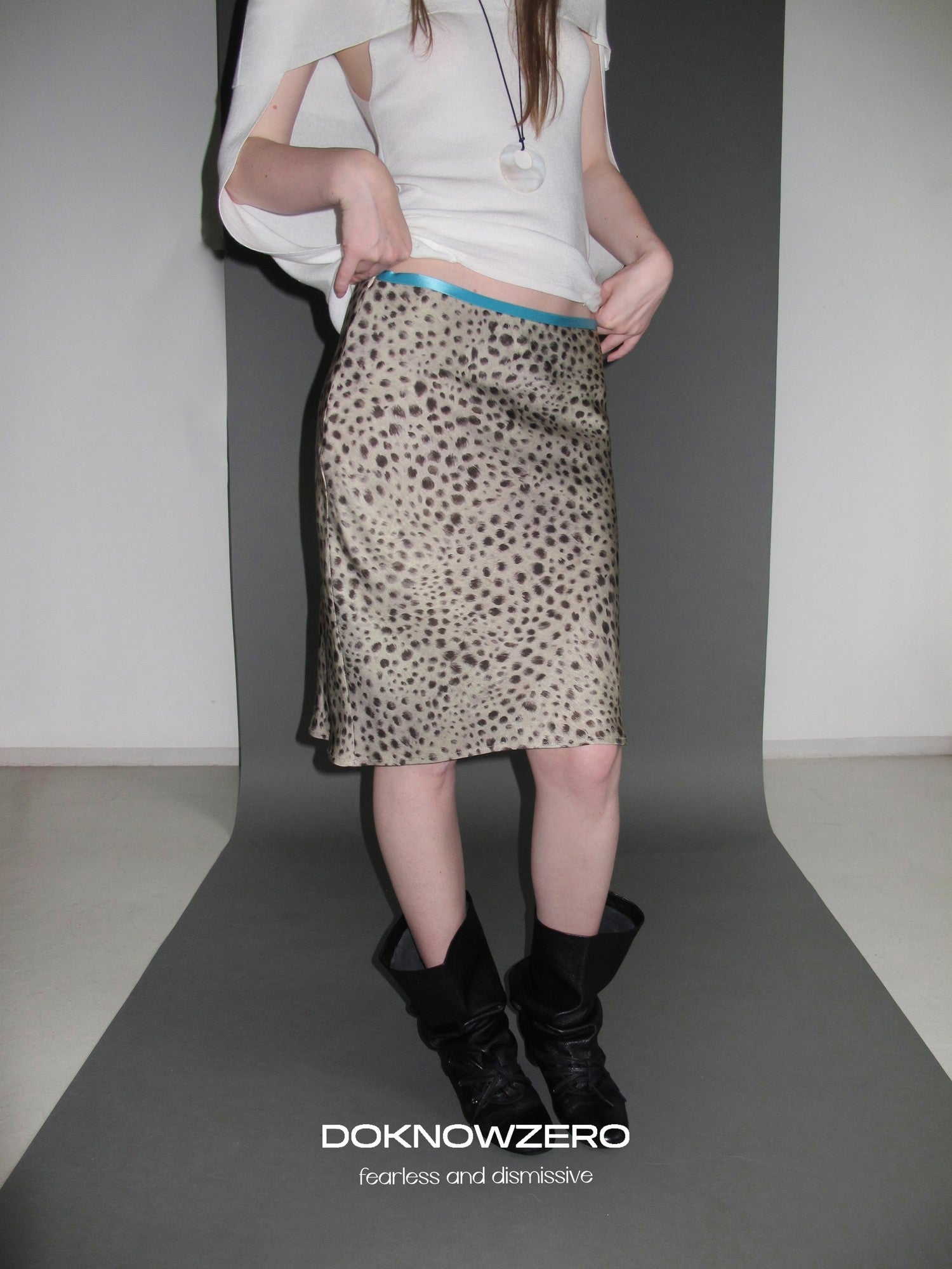 DKZ OFFICIAL Leopard Print Retro Colorblock H Line Printed Women&