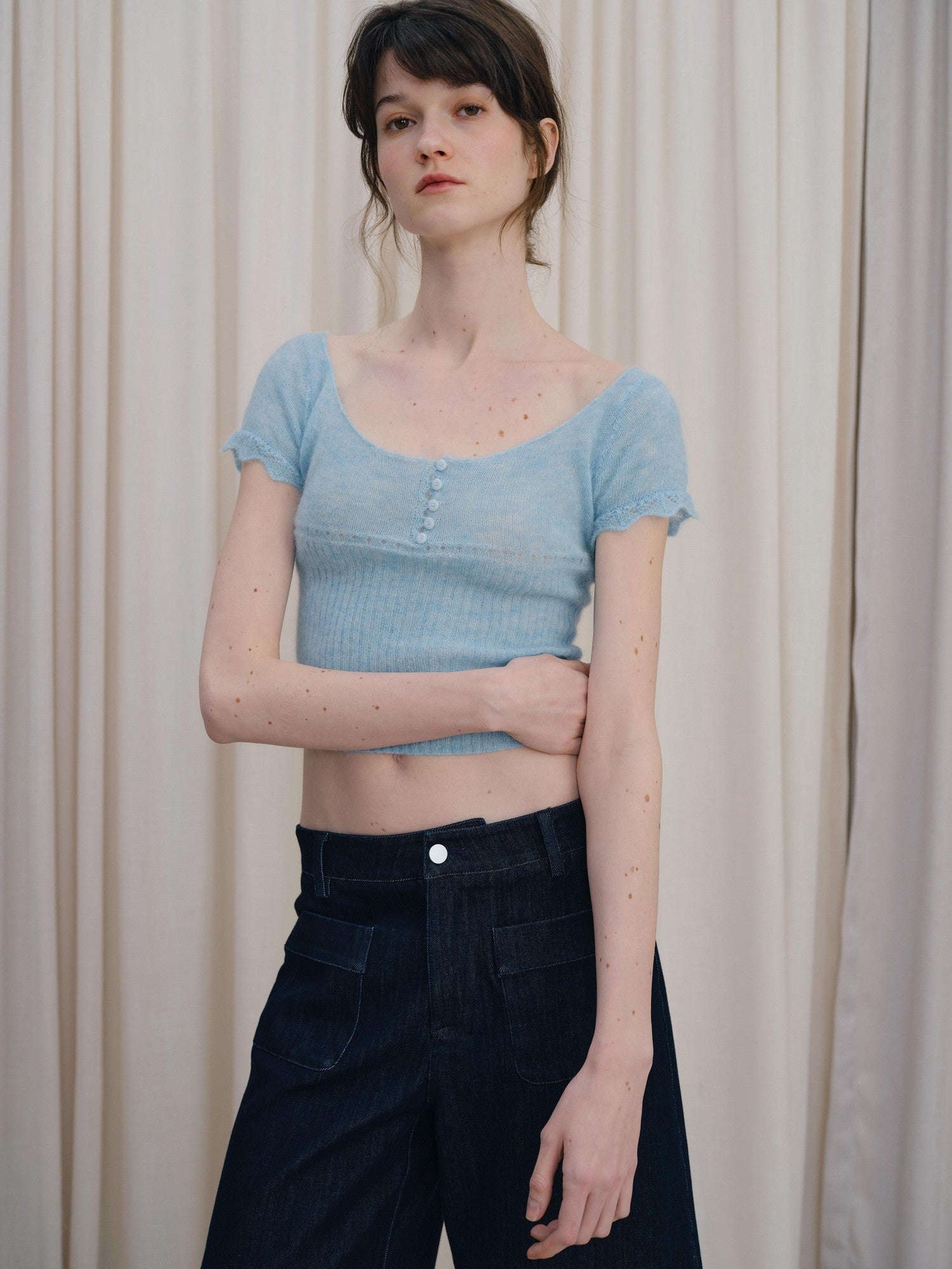 DKZ OFFICIAL Light Blue U Neck Knit Slim Fit Cropped Women&