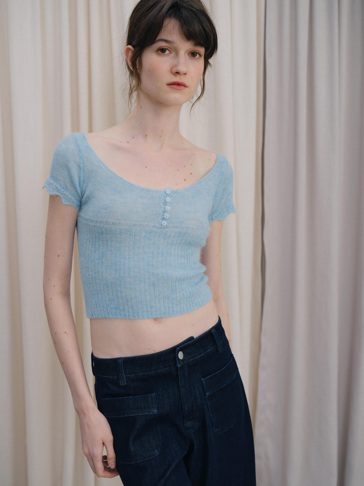DKZ OFFICIAL Light Blue U Neck Knit Slim Fit Cropped Women&