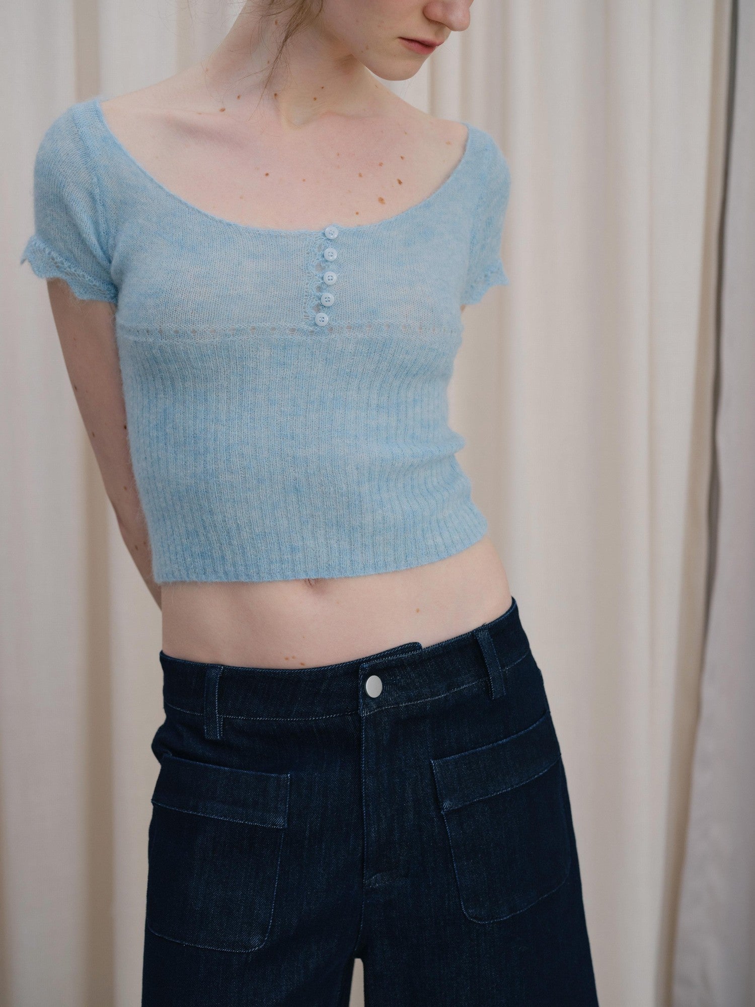 DKZ OFFICIAL Light Blue U Neck Knit Slim Fit Cropped Women&