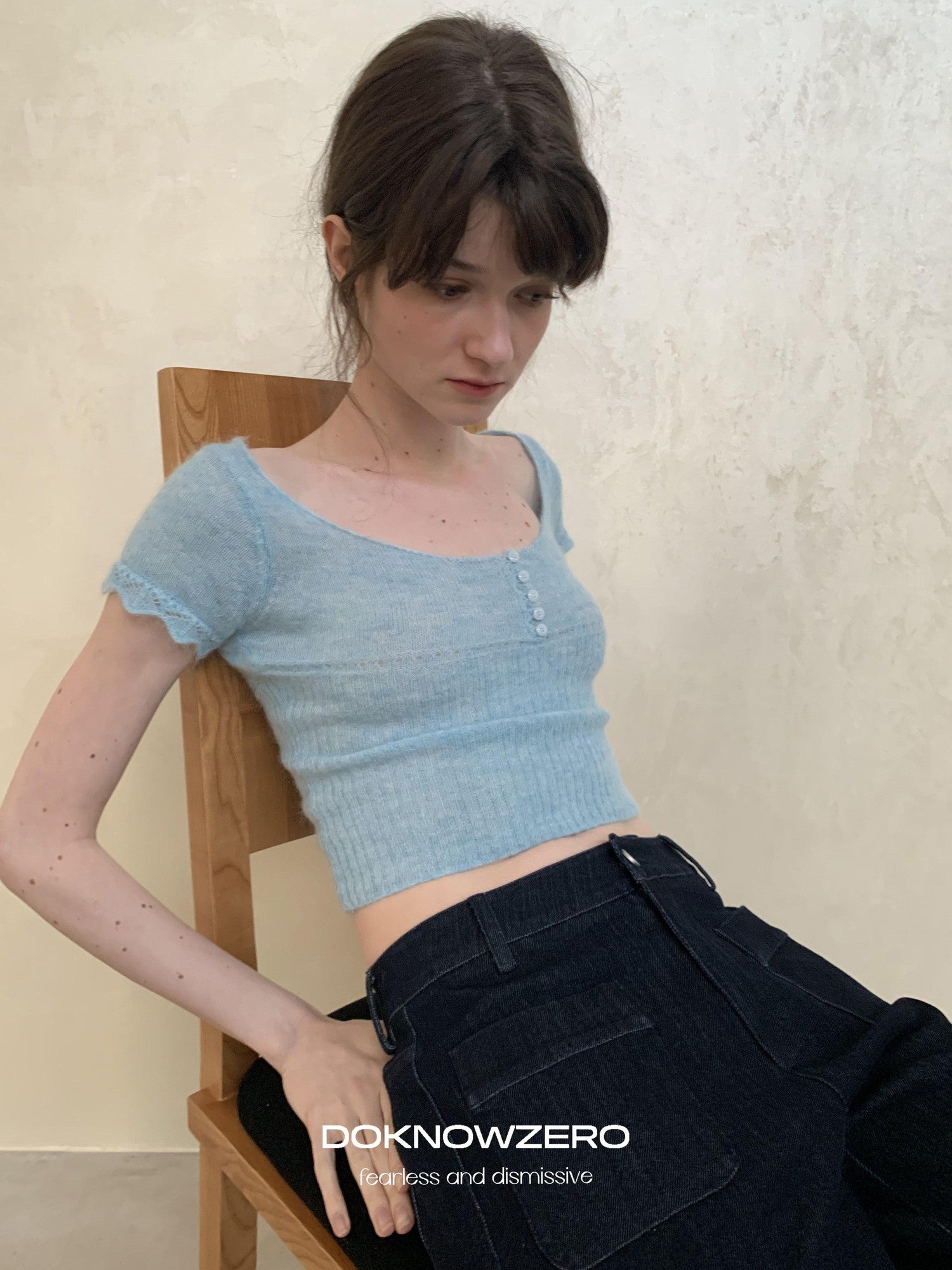 DKZ OFFICIAL Light Blue U Neck Knit Slim Fit Cropped Women&