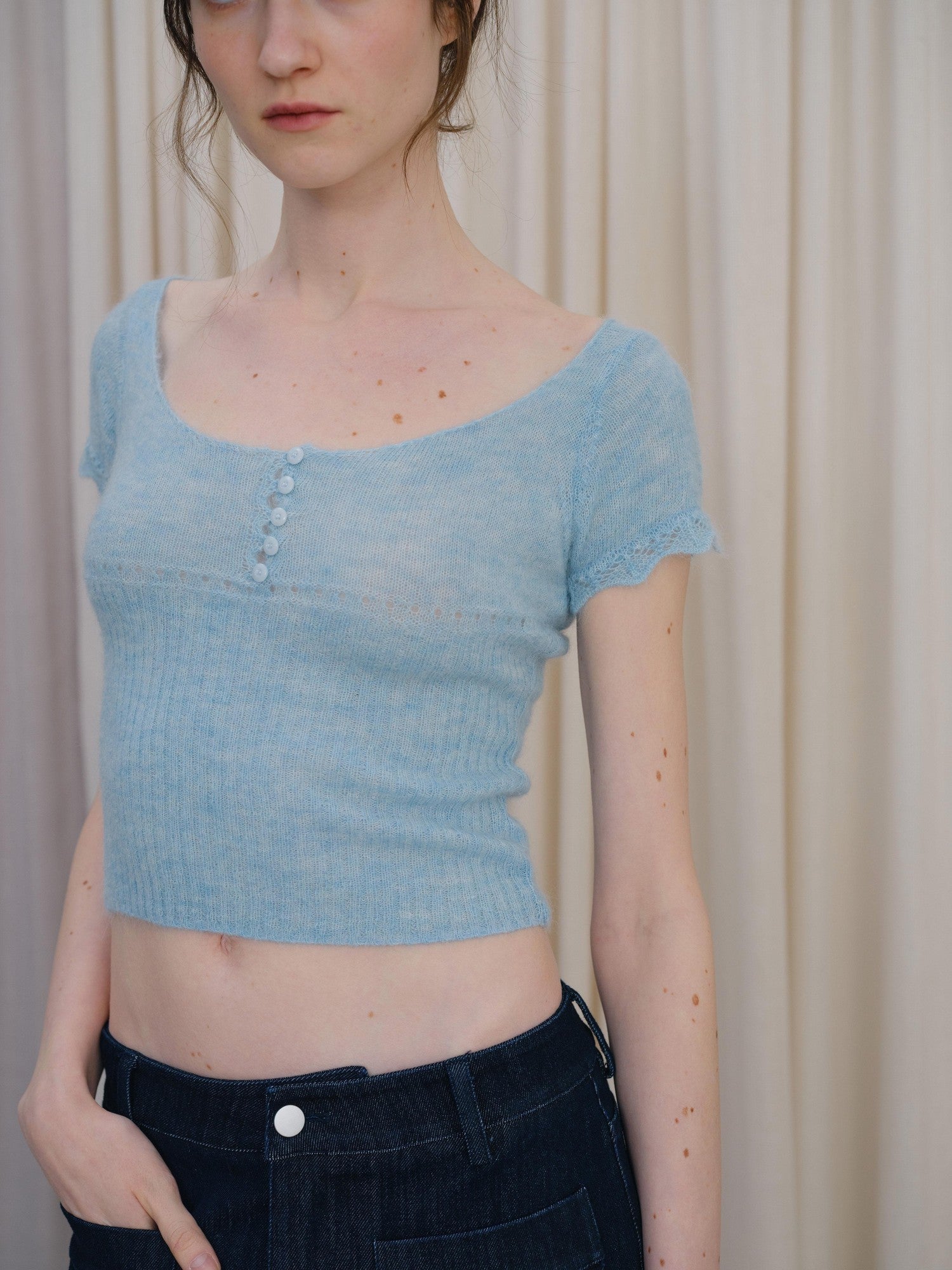 DKZ OFFICIAL Light Blue U Neck Knit Slim Fit Cropped Women&