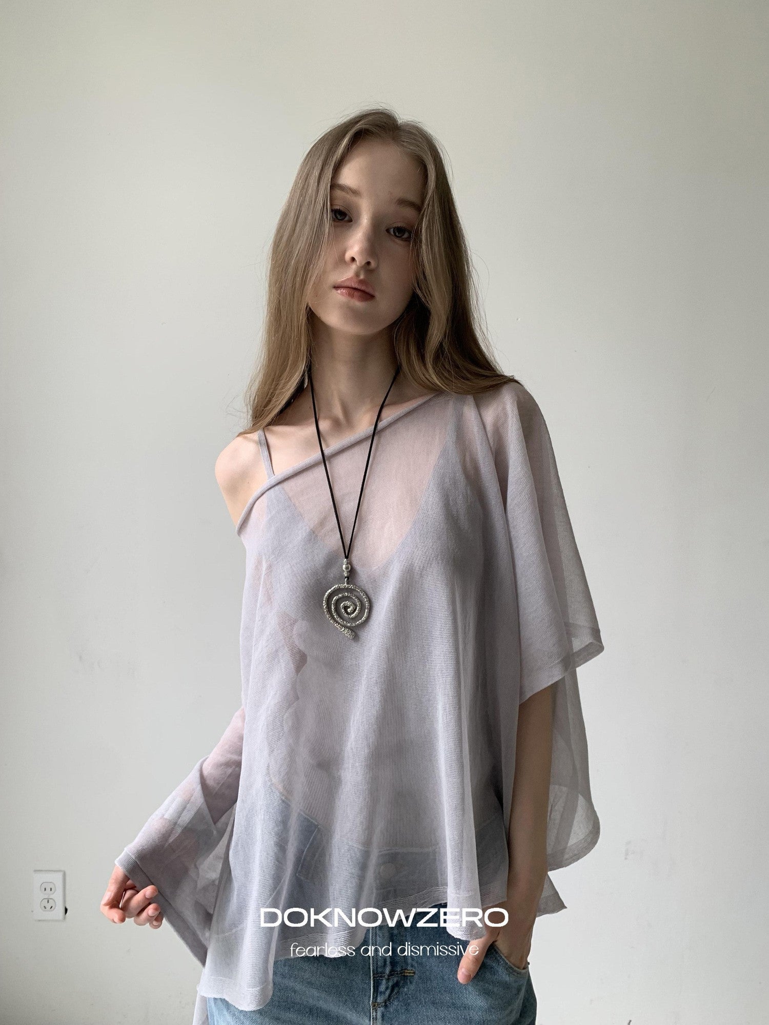 DKZ OFFICIAL Light Gray Knitted Capelet Two Piece Women&