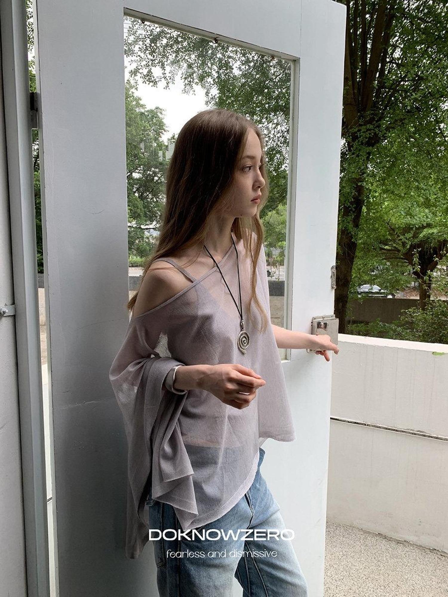 DKZ OFFICIAL Light Gray Knitted Capelet Two Piece Women&