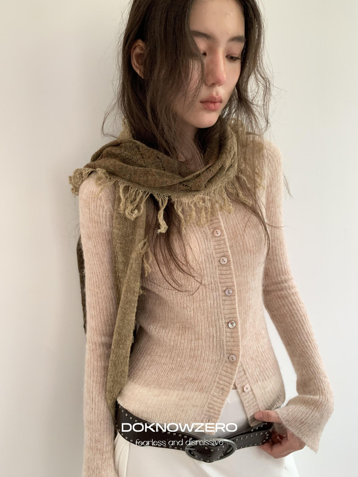 DKZ OFFICIAL Lightweight Slim Fit Round Neck Alpaca Wool Women&