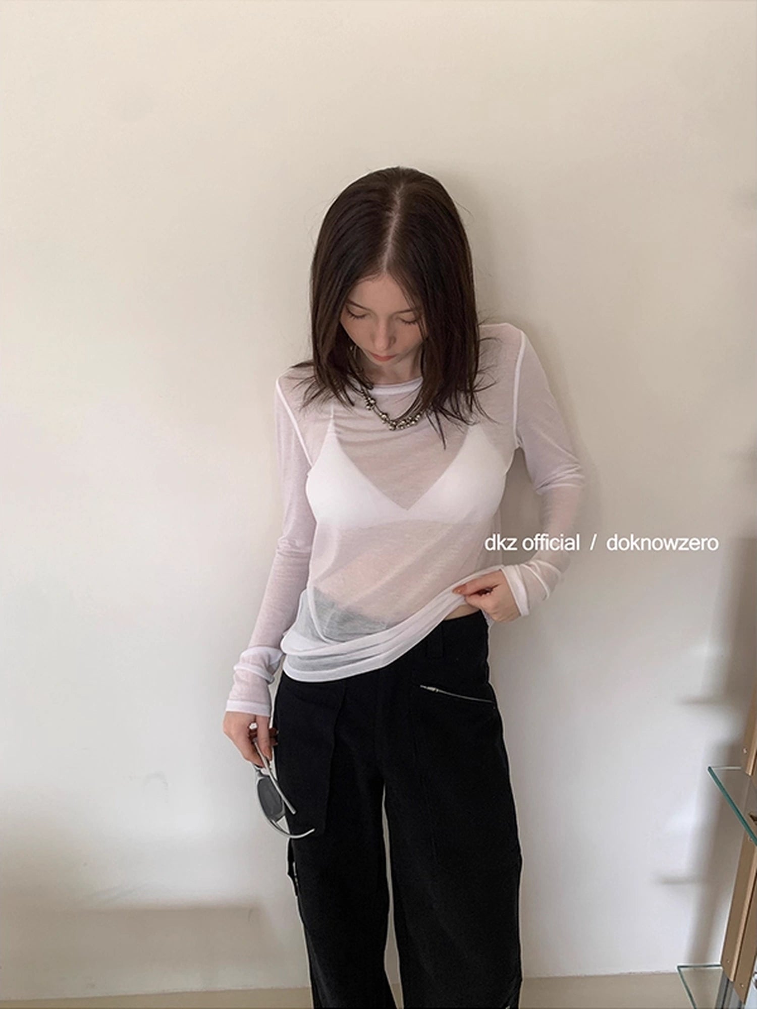 DKZ_OFFICIAL_Lightweight_Summer_Oversized_Sheer_Linen_Blend_Long_Sleeve_V-neck_T-shirt_MISSTT