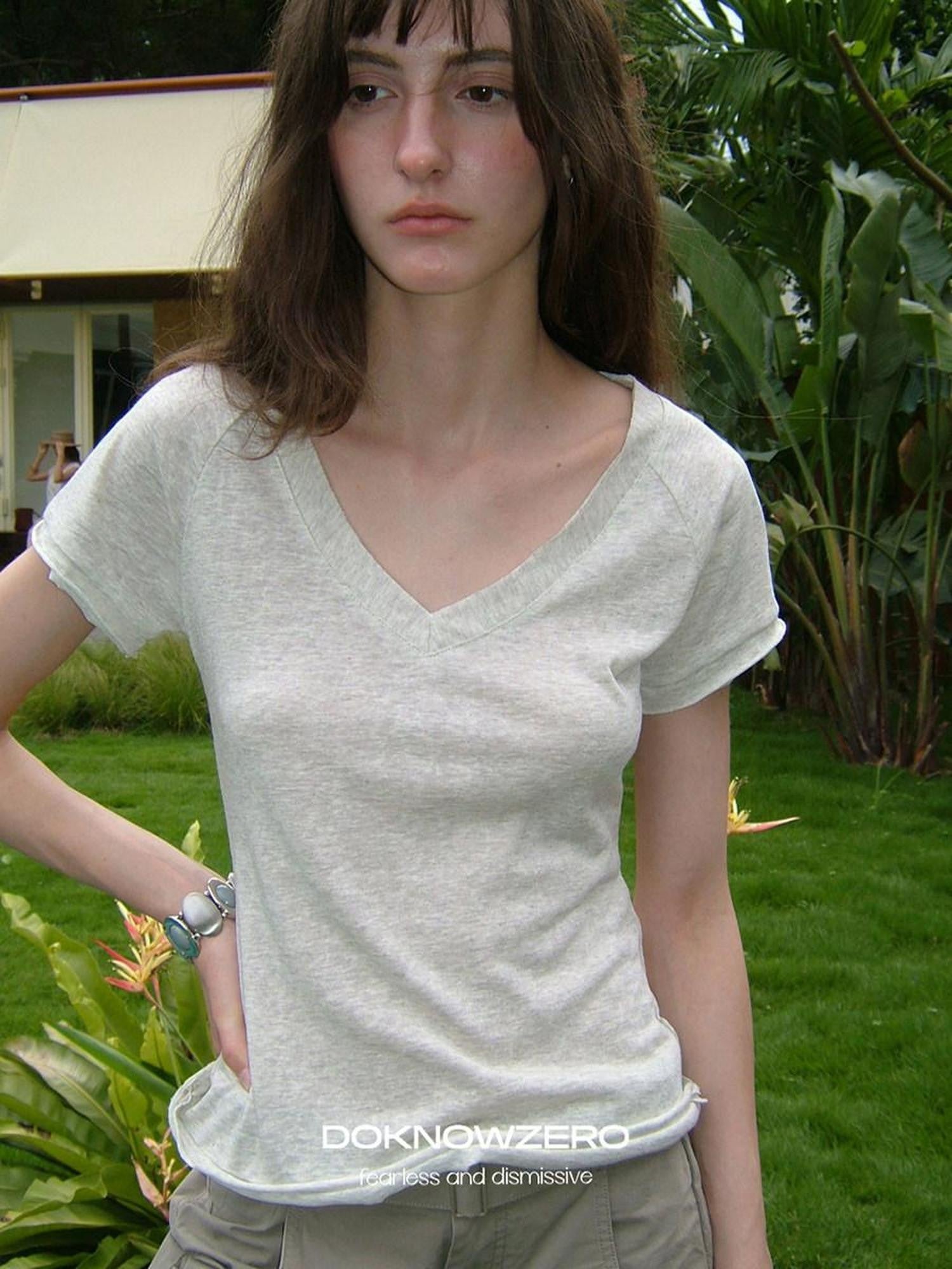DKZ OFFICIAL Linen Feel V-neck Slim Fit Women&