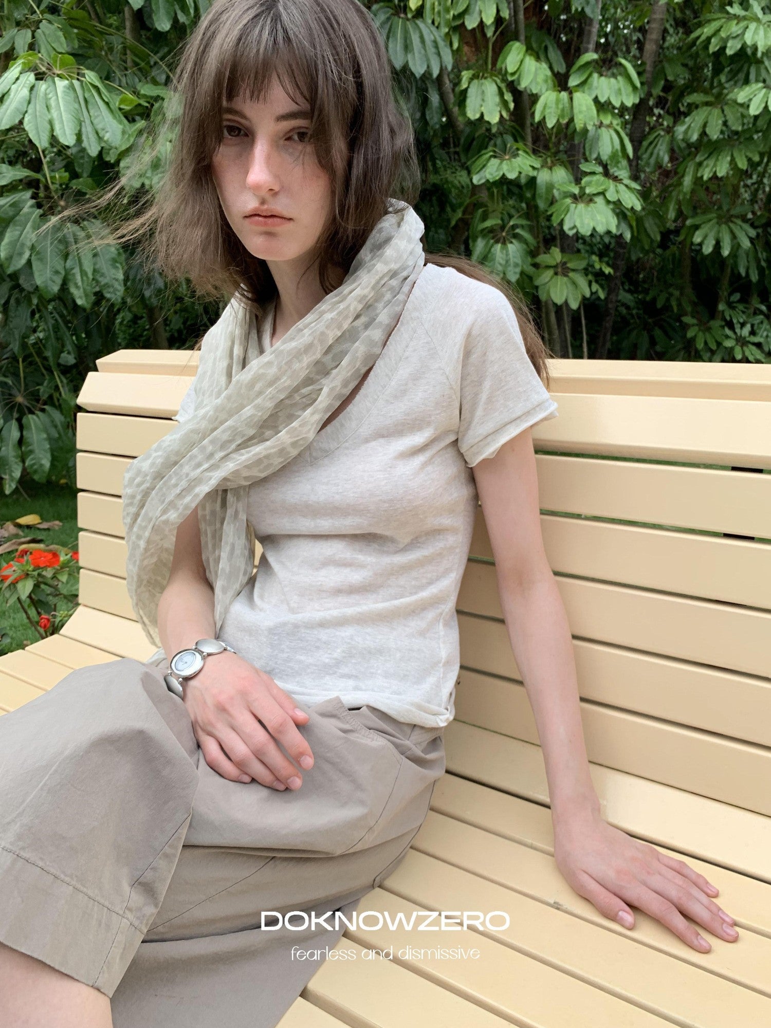 DKZ OFFICIAL Linen Feel V-neck Slim Fit Women&