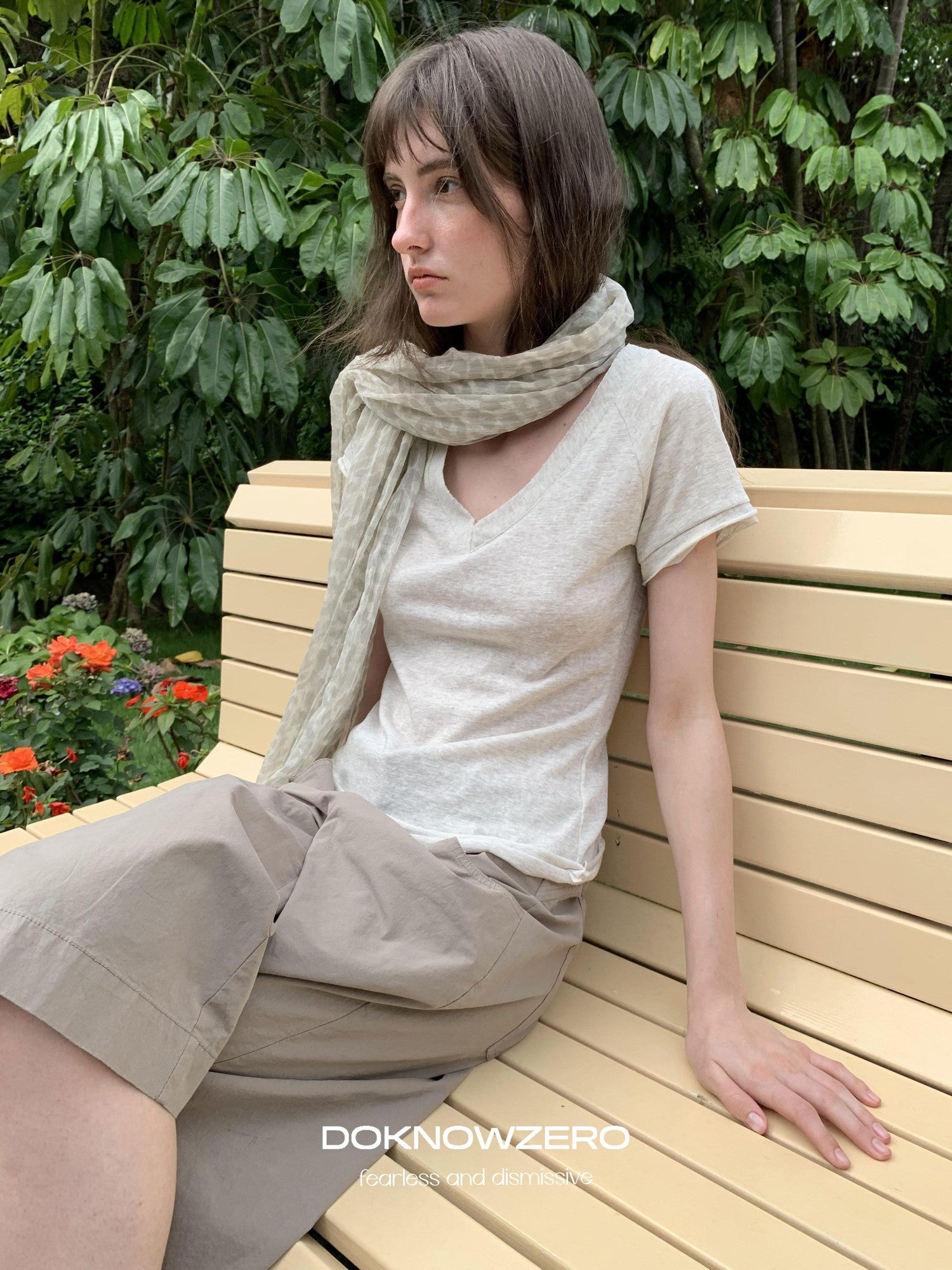 DKZ OFFICIAL Linen Feel V-neck Slim Fit Women&