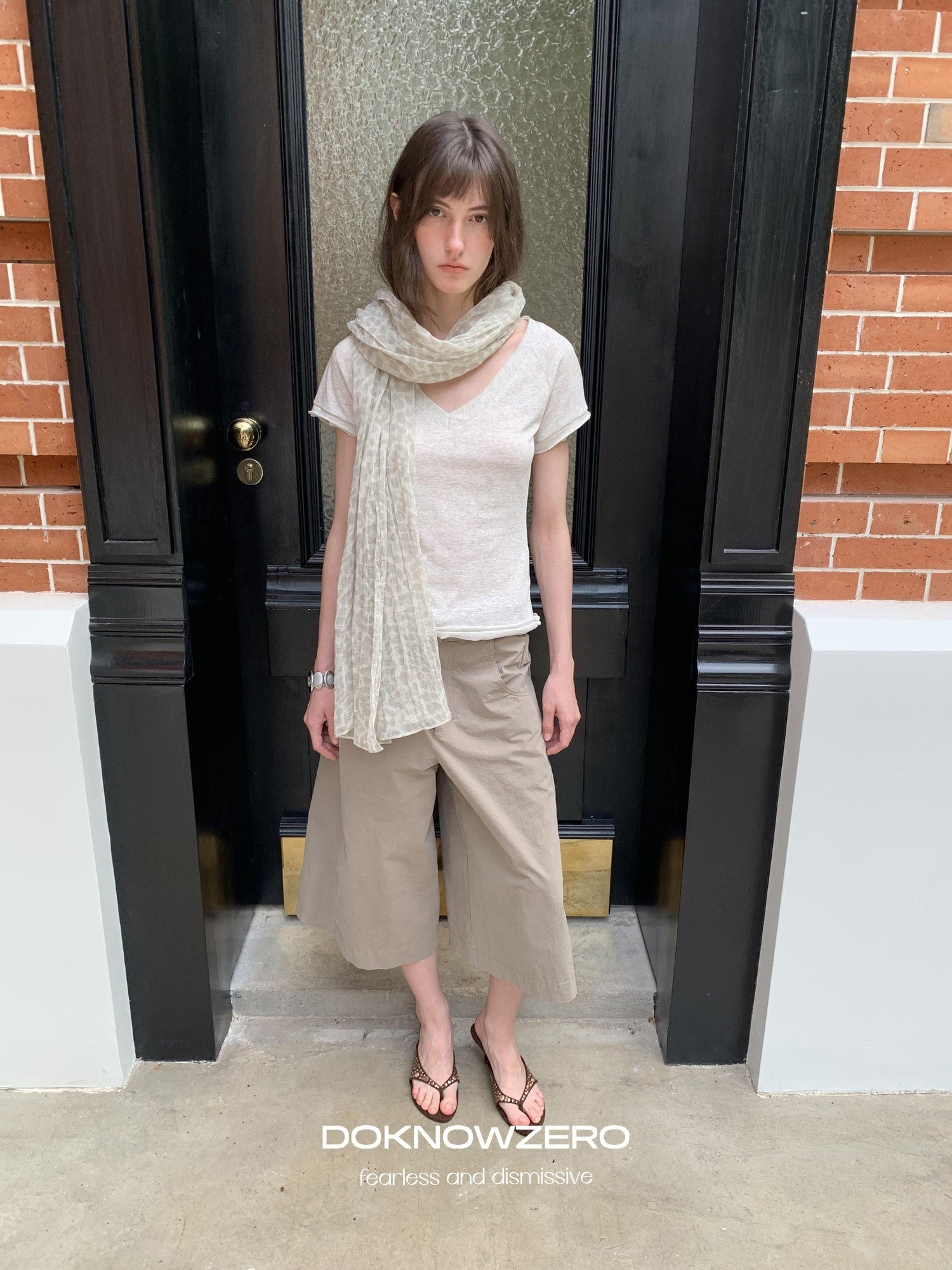 DKZ OFFICIAL Linen Feel V-neck Slim Fit Women&