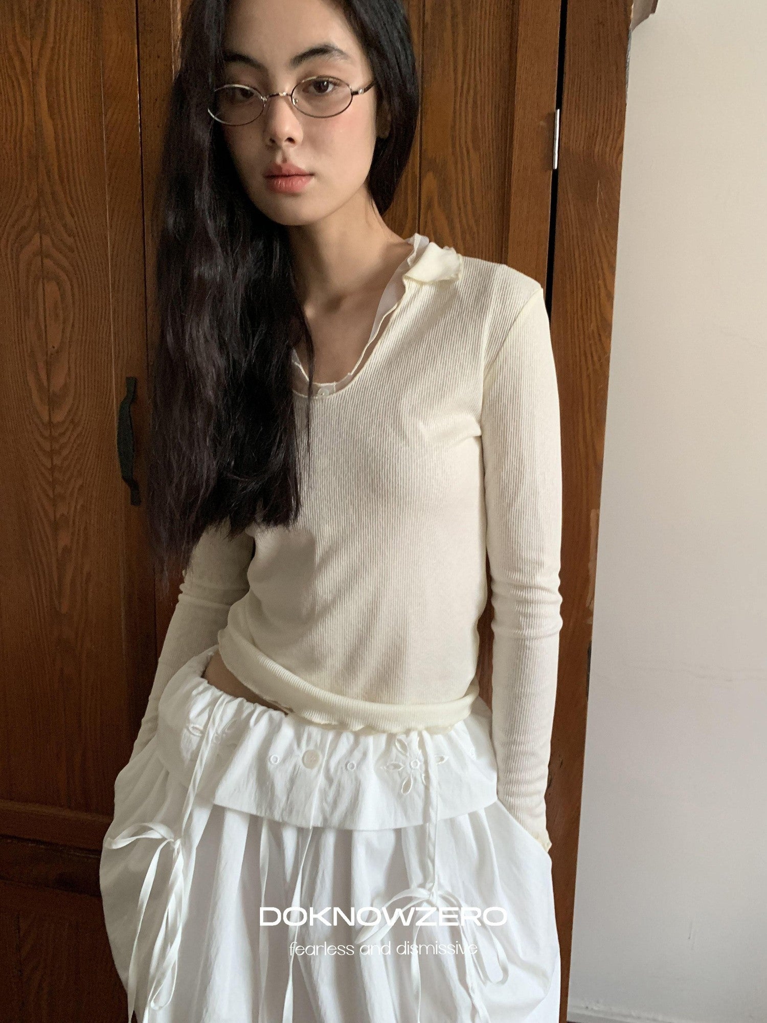 DKZ OFFICIAL Mesh V-neck Knit Hooded Two Piece Women&