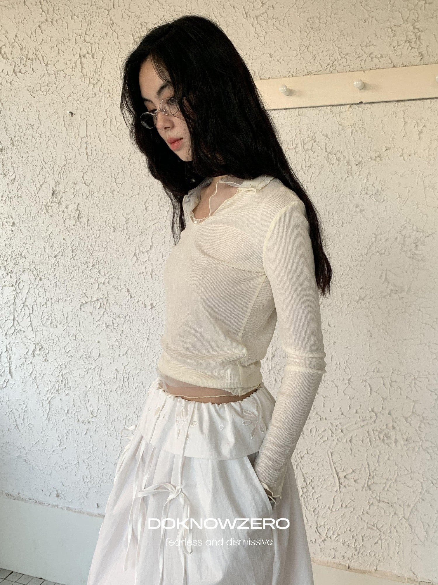 DKZ OFFICIAL Mesh V-neck Knit Hooded Two Piece Women&