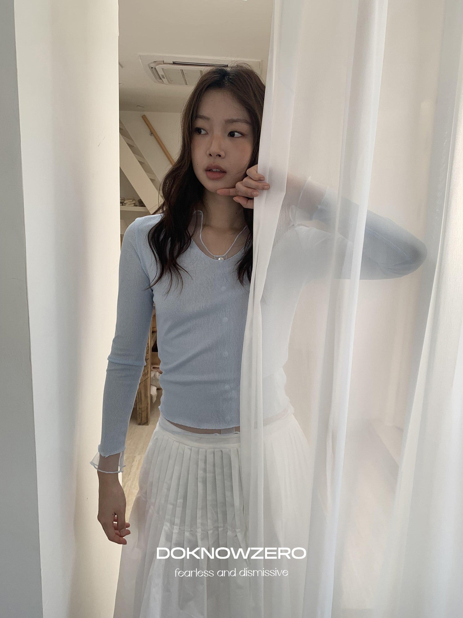 DKZ OFFICIAL Mesh V-neck Knit Hooded Two Piece Women&