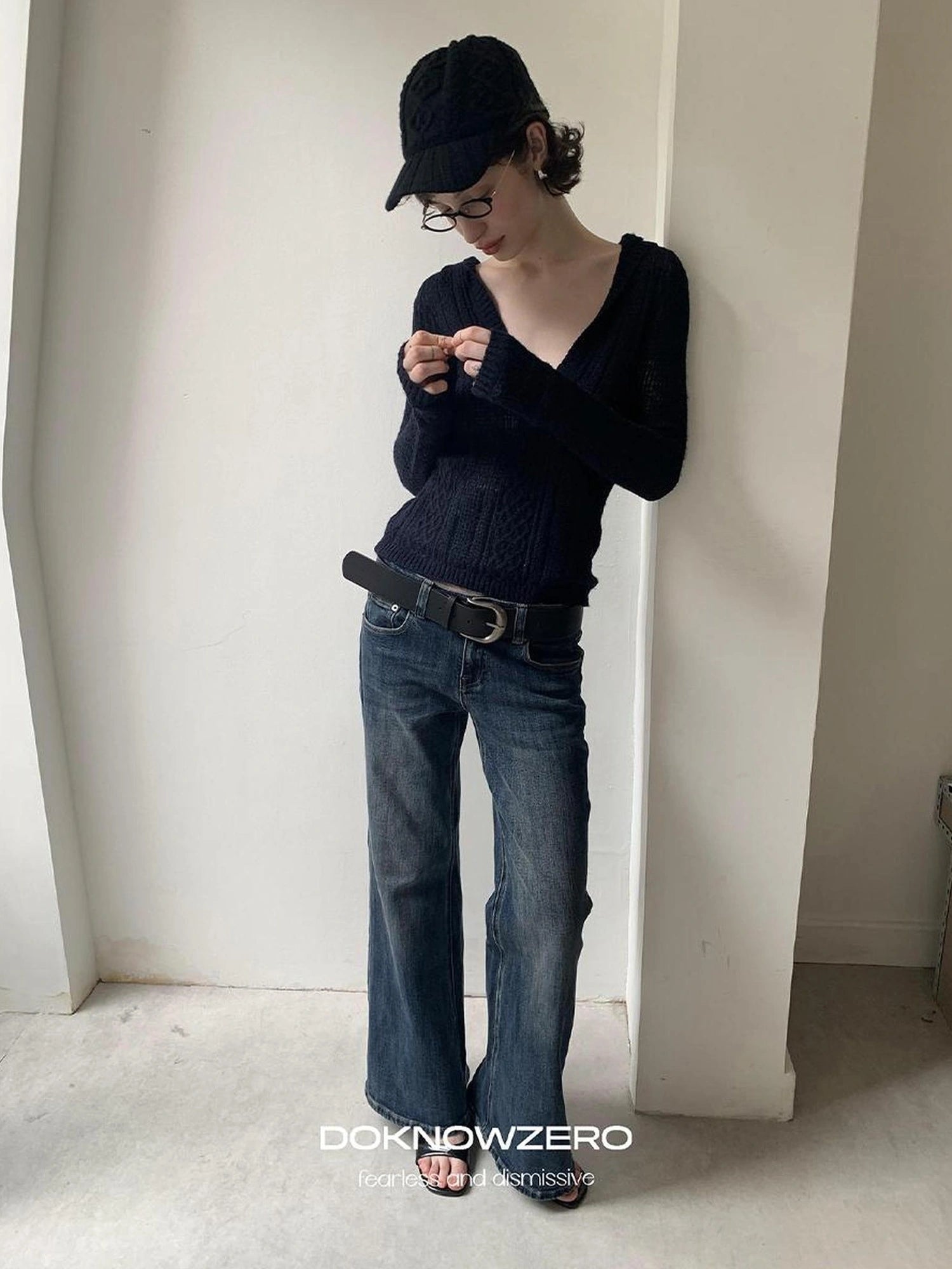 DKZ OFFICIAL Mid Rise Vintage Straight Leg Jeans In Dark Blue