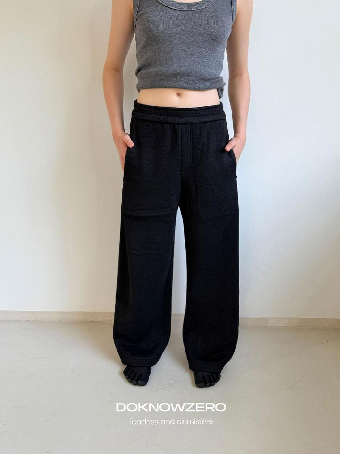 DKZ OFFICIAL Minimalist Banana Straight Leg Women&