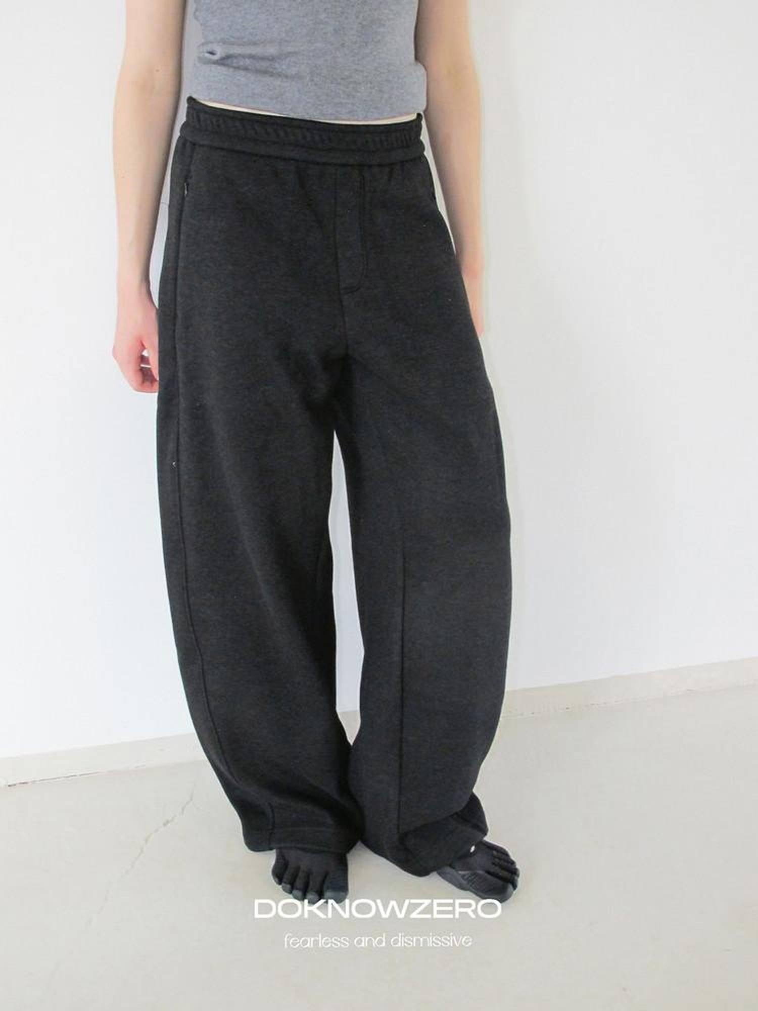 DKZ OFFICIAL Minimalist Banana Straight Leg Women&