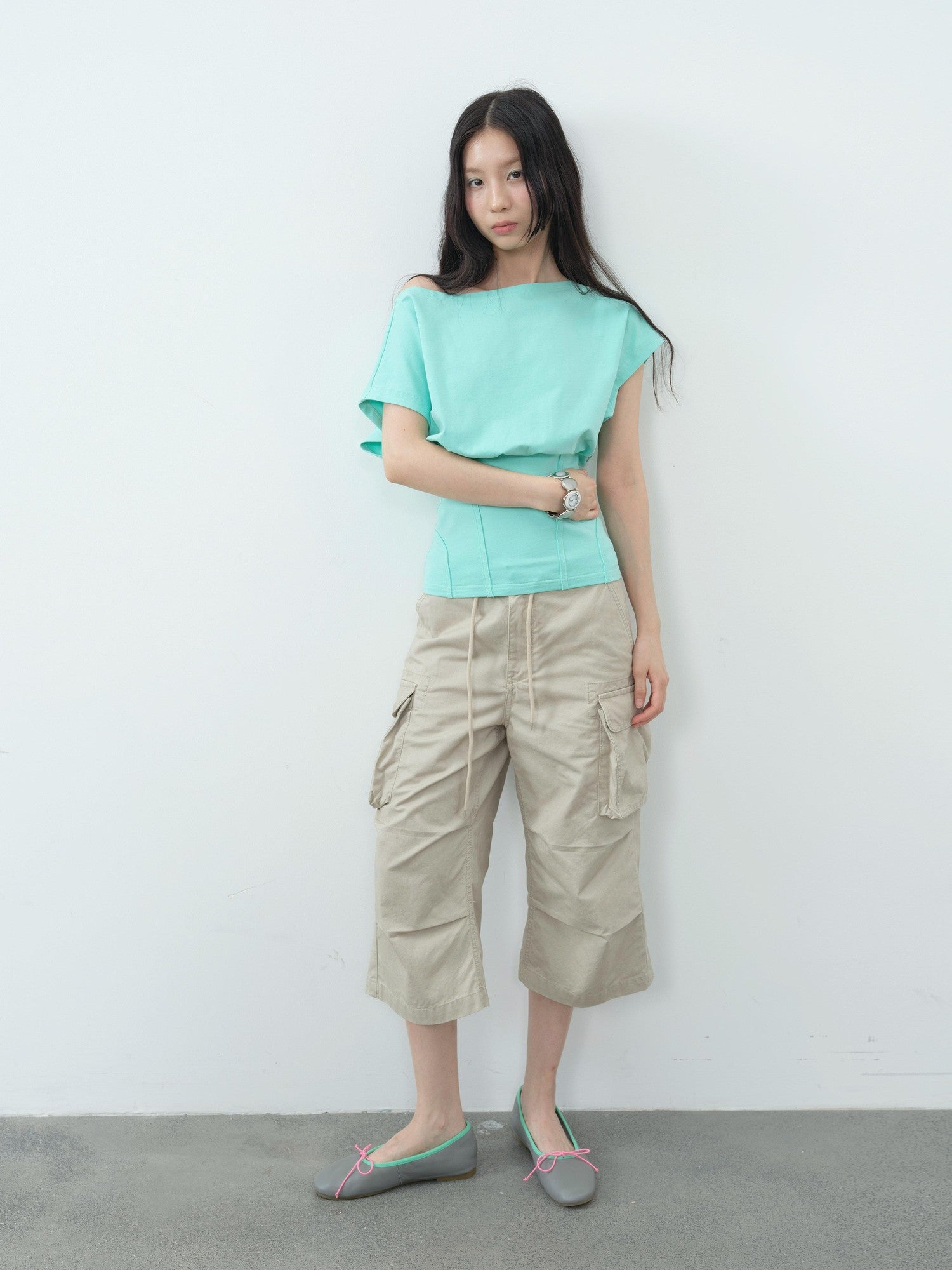 DKZ OFFICIAL Mint Asymmetric Neck Fishbone Split Cinched Waist Women&