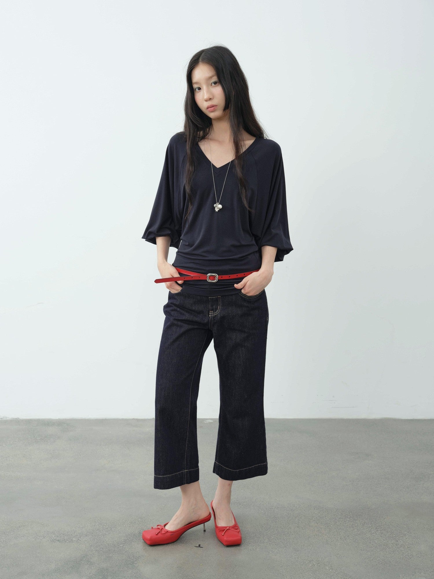 DKZ OFFICIAL Navy V-neck Lantern Sleeve Slim Women&